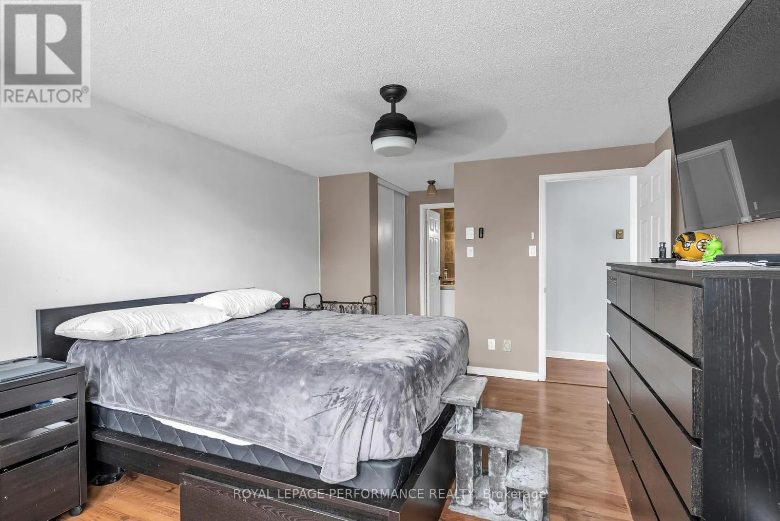 373 IVAN CRESCENT