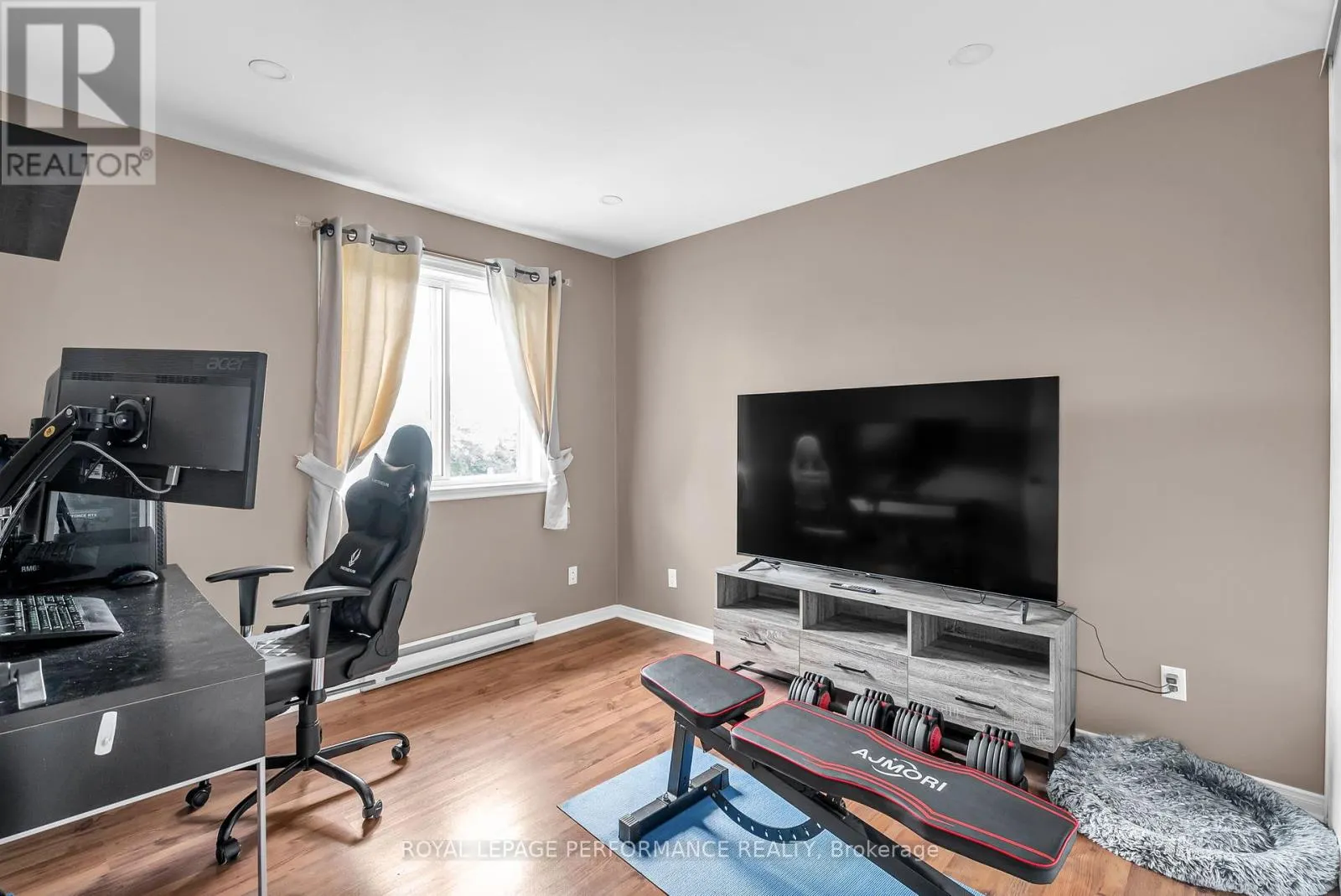373 IVAN CRESCENT