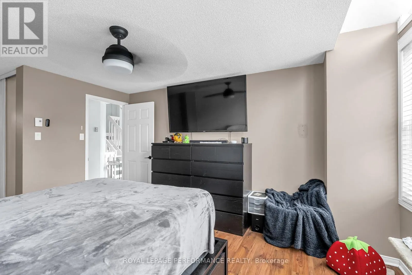 373 IVAN CRESCENT