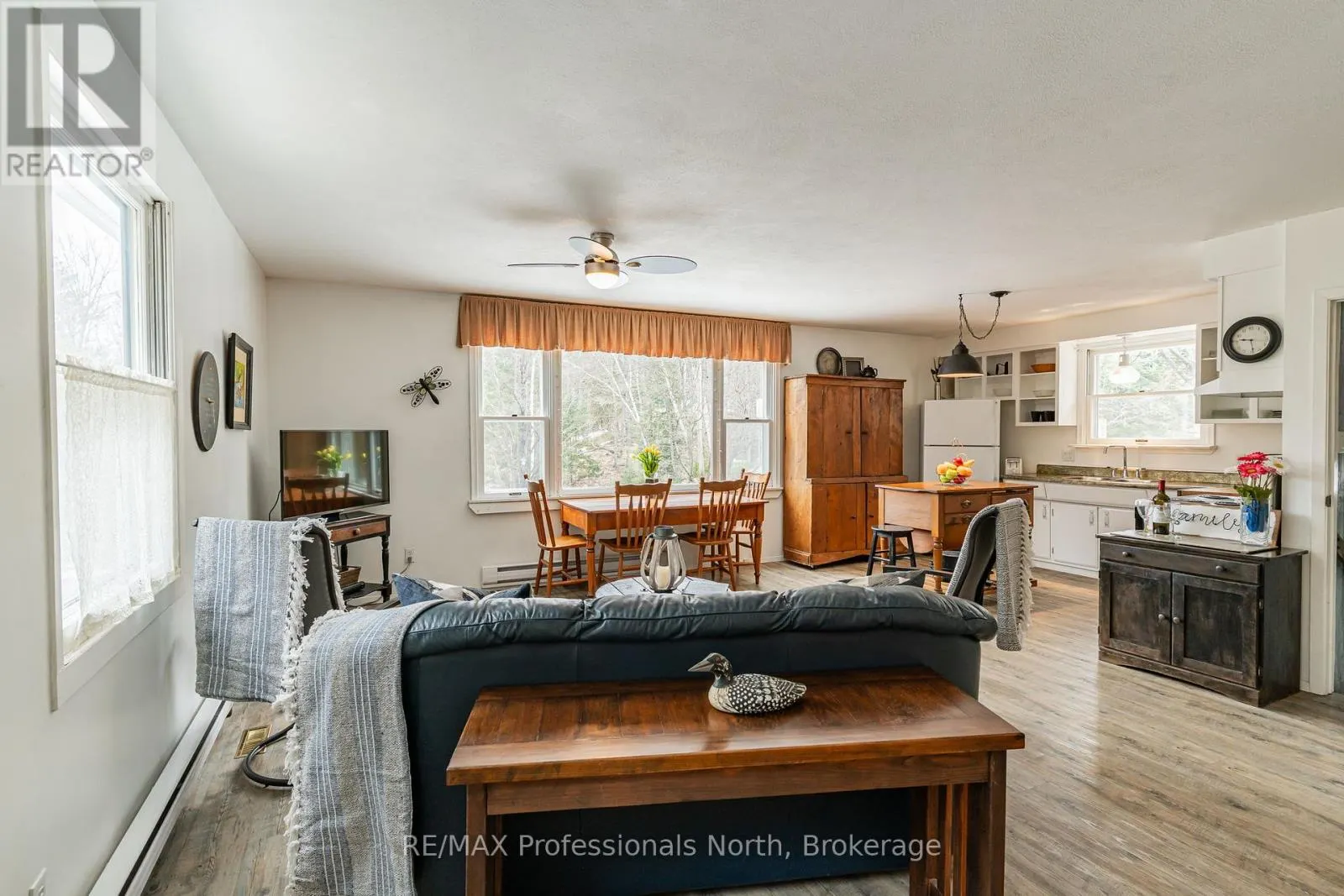 1010 STURGEON DRIVE