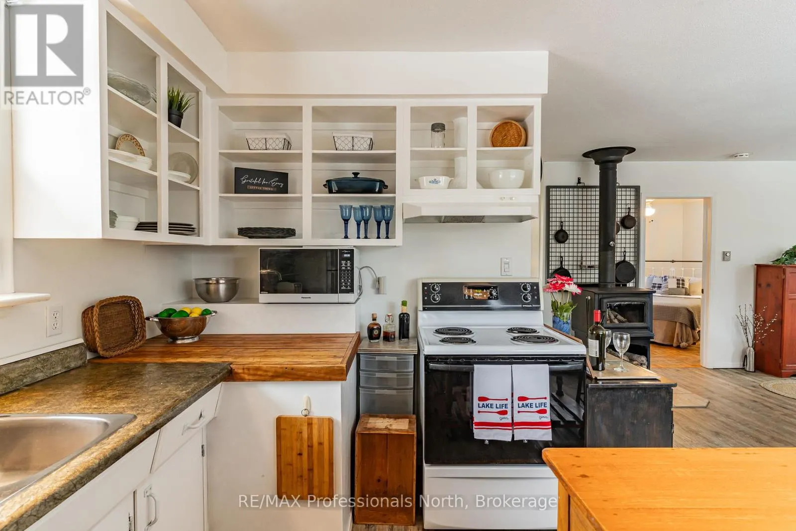 1010 STURGEON DRIVE