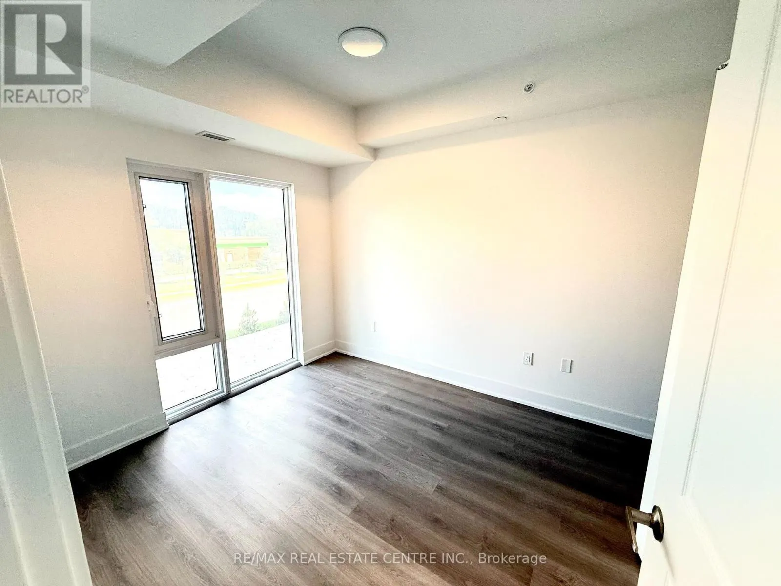 224 - 575 CONKLIN ROAD