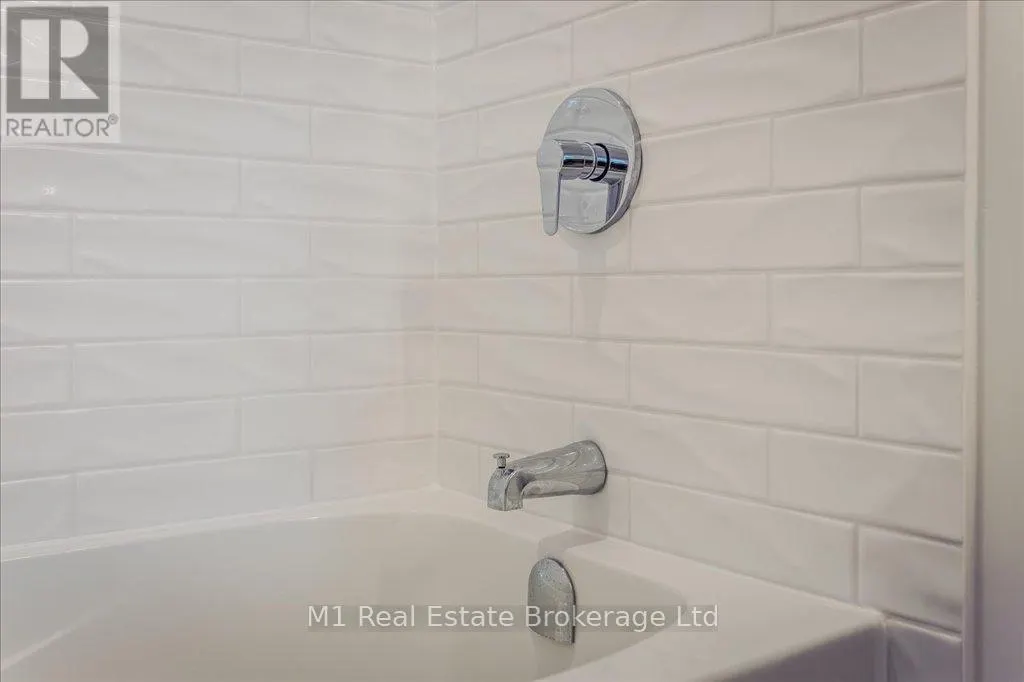 207 - 99B FARLEY ROAD, #207