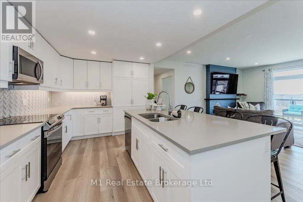 207 - 99B FARLEY ROAD, #207