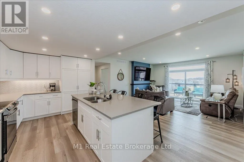 207 - 99B FARLEY ROAD, #207