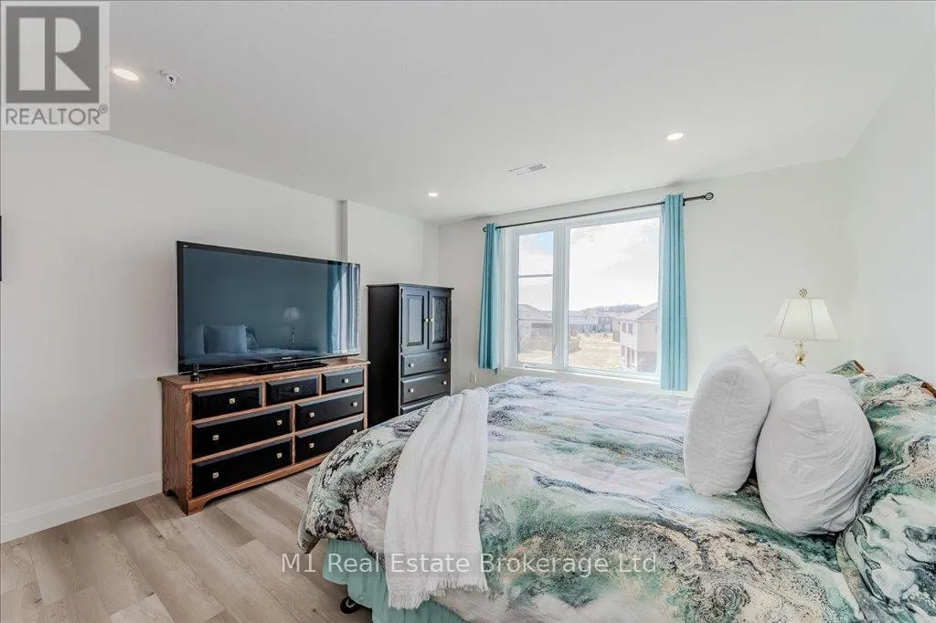 207 - 99B FARLEY ROAD, #207
