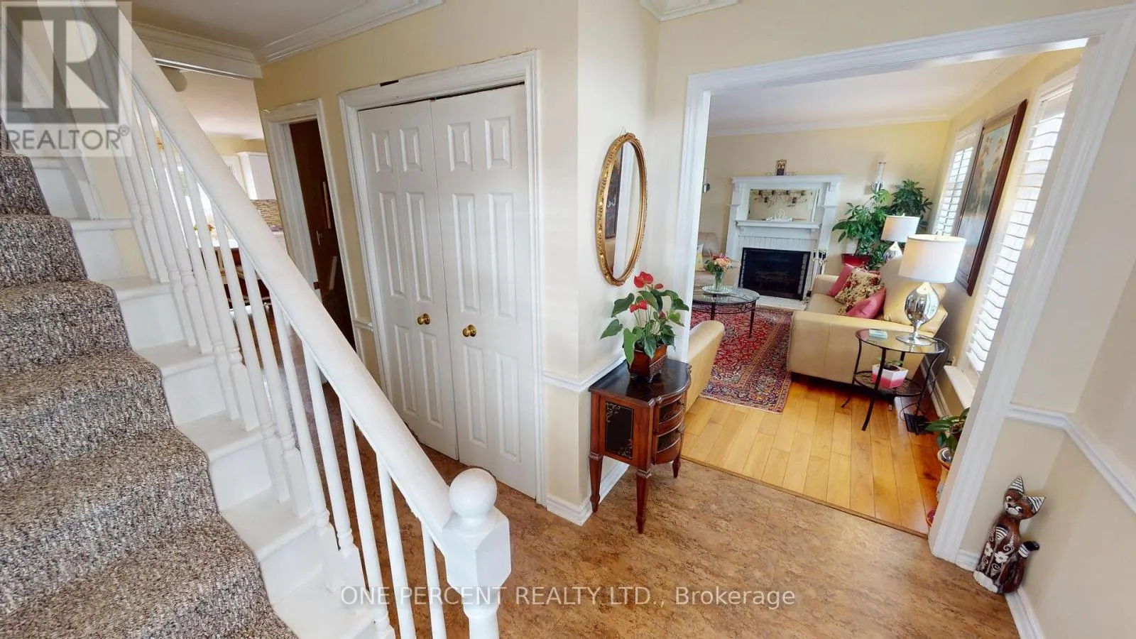 1 DUNBAR CRESCENT