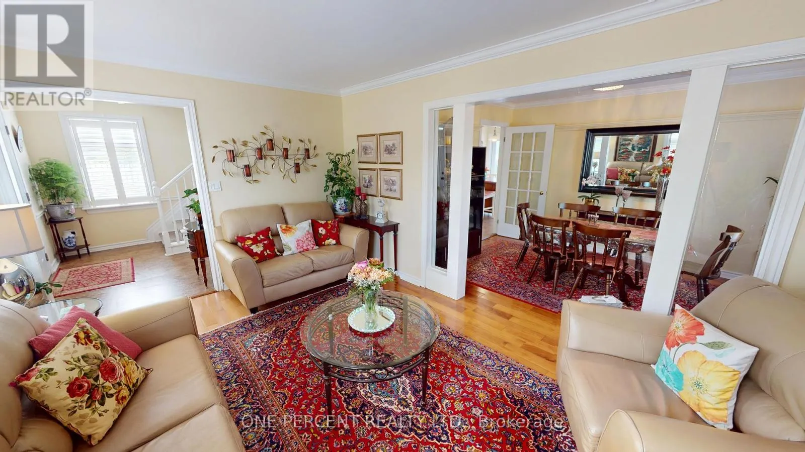 1 DUNBAR CRESCENT