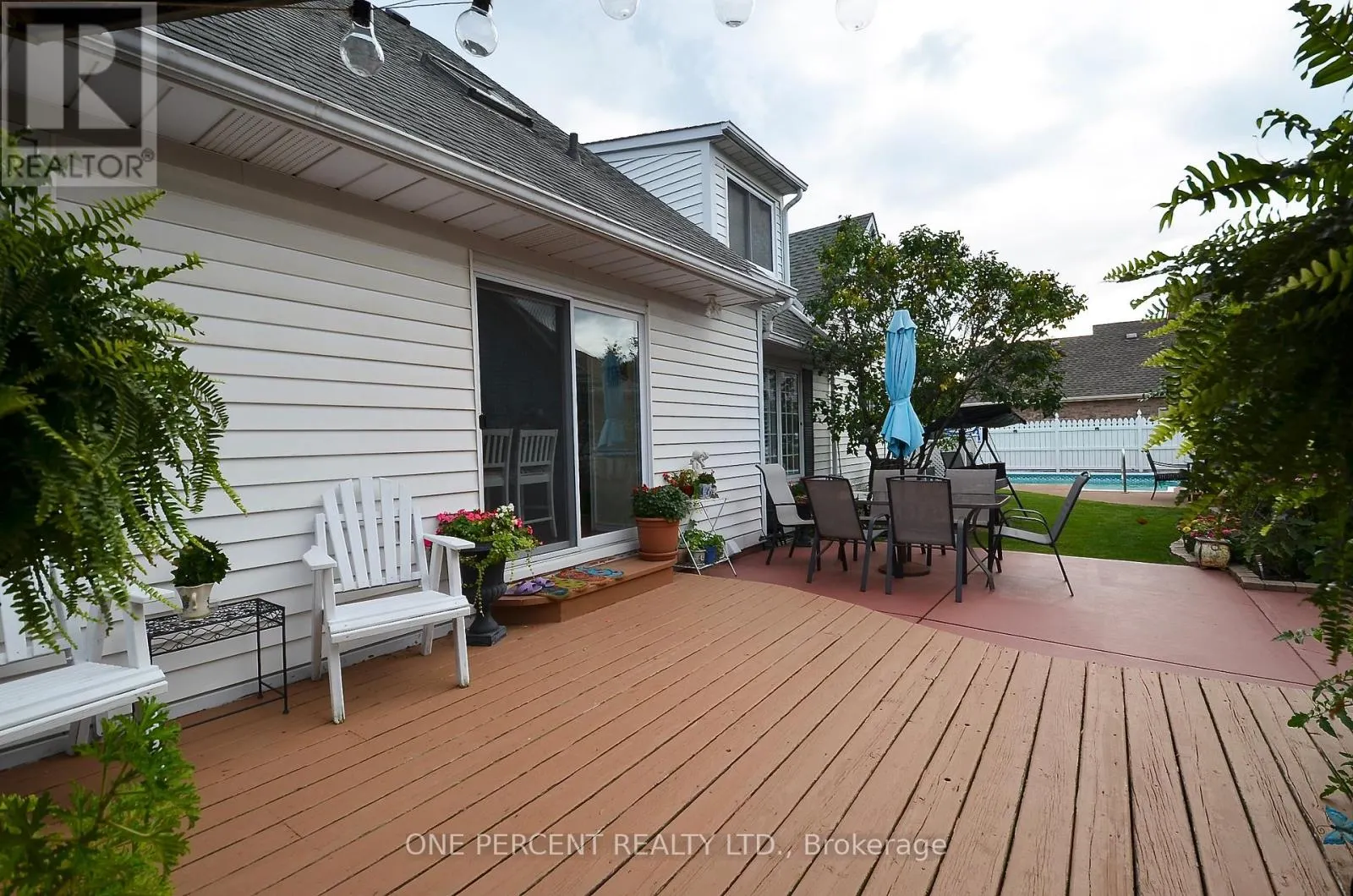1 DUNBAR CRESCENT