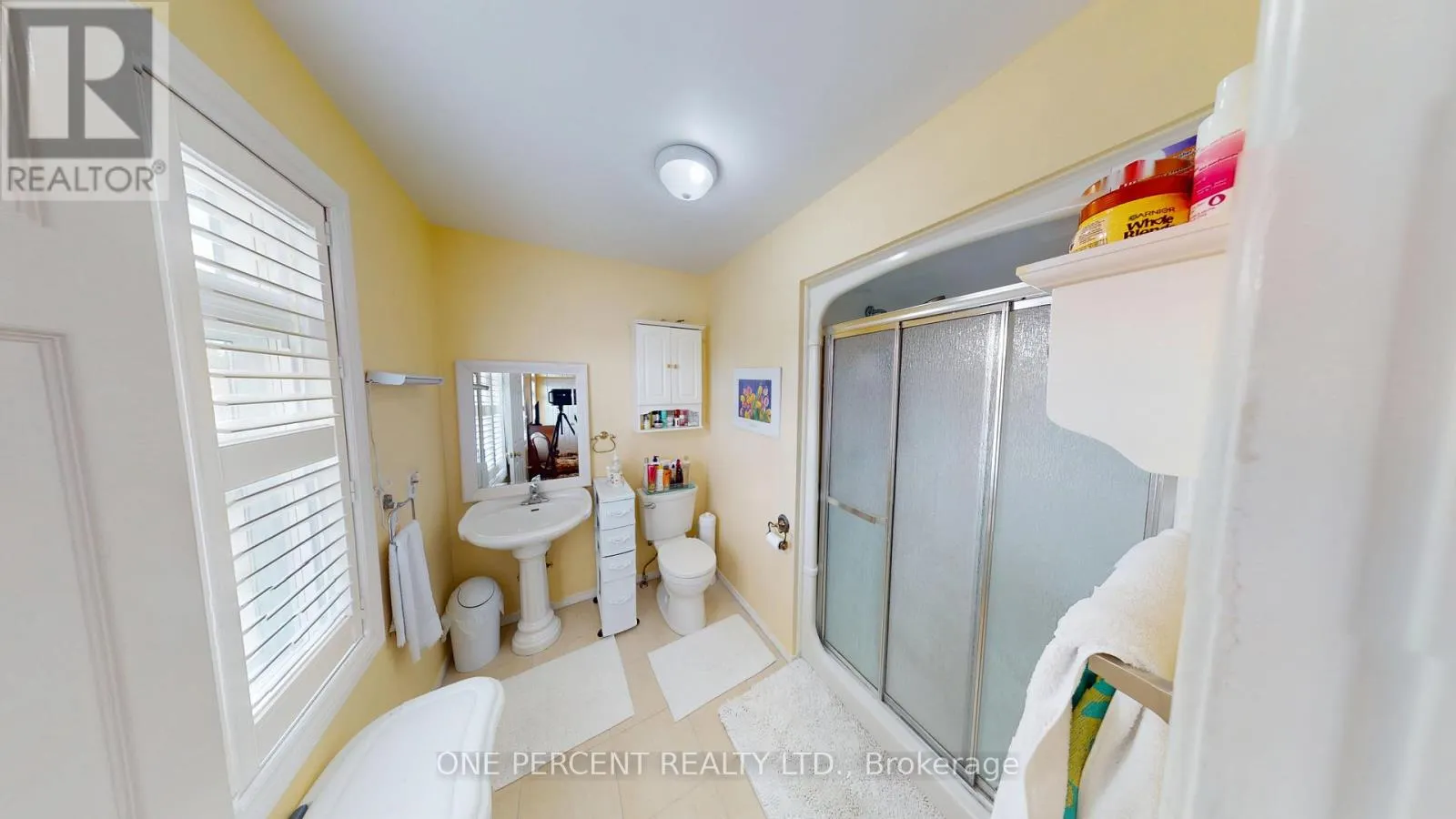 1 DUNBAR CRESCENT