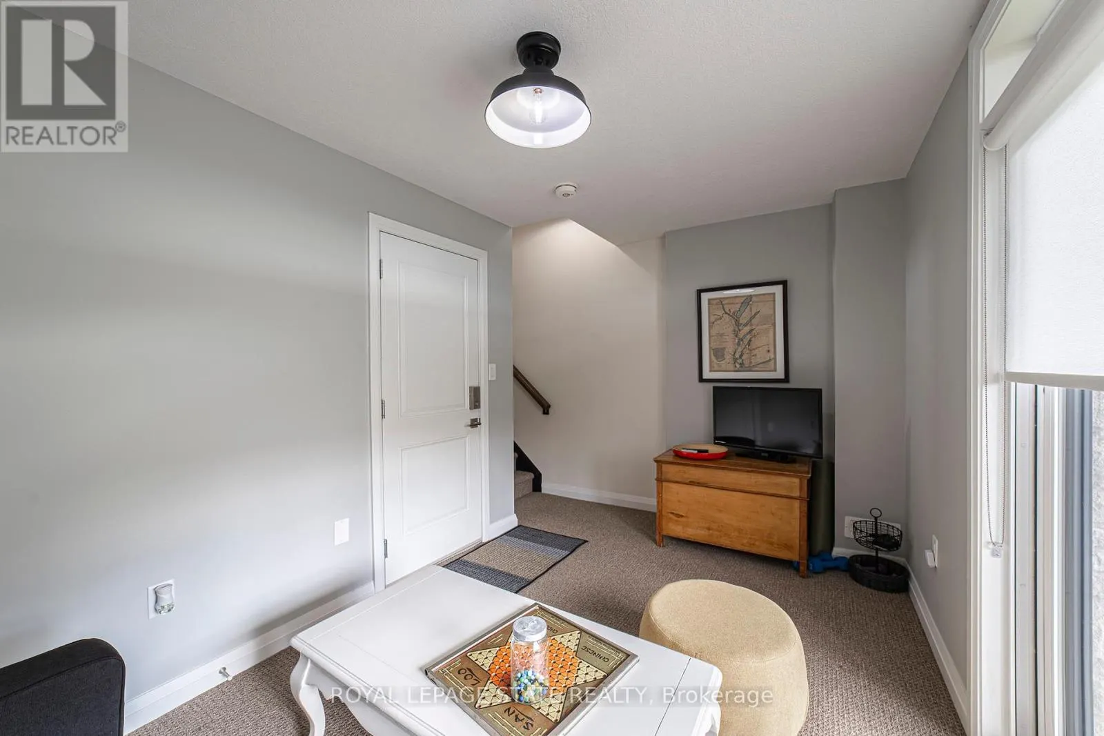 40 - 35 MIDHURST HEIGHTS
