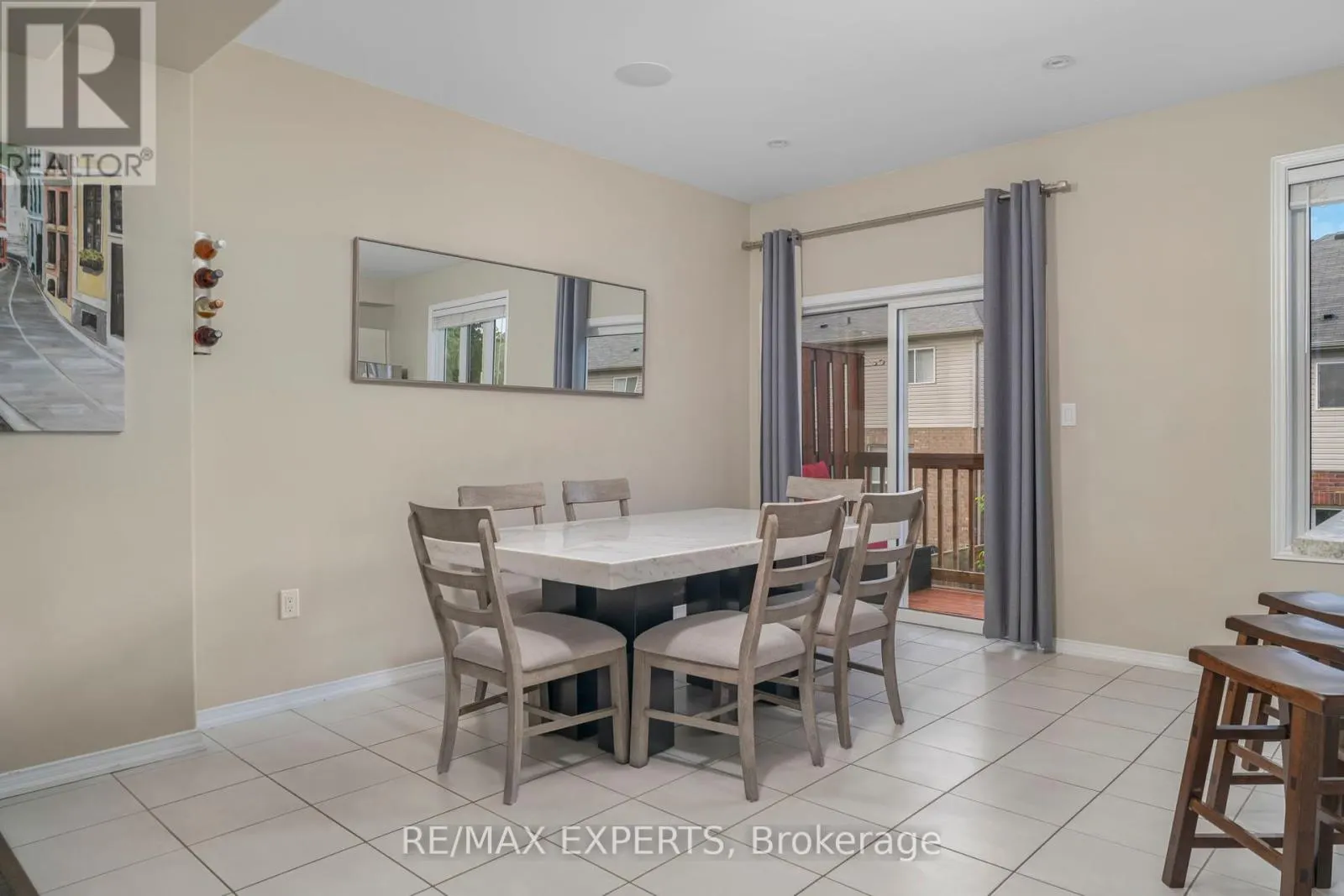 5045 DESANTIS DRIVE