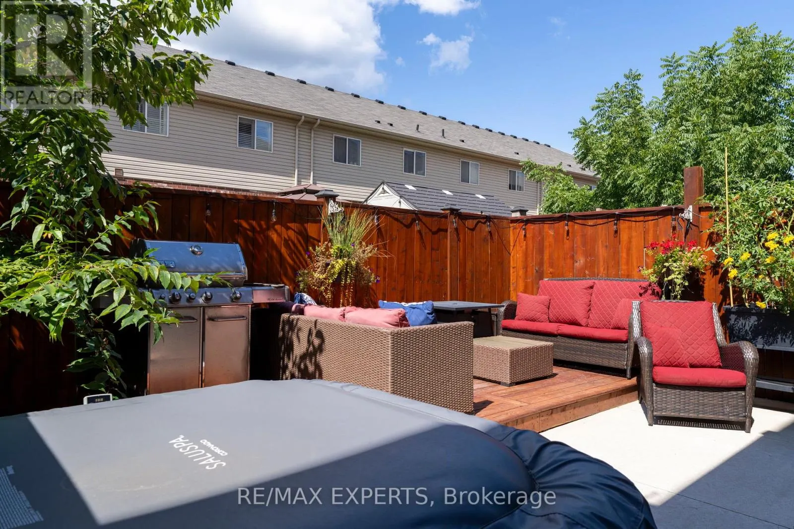5045 DESANTIS DRIVE