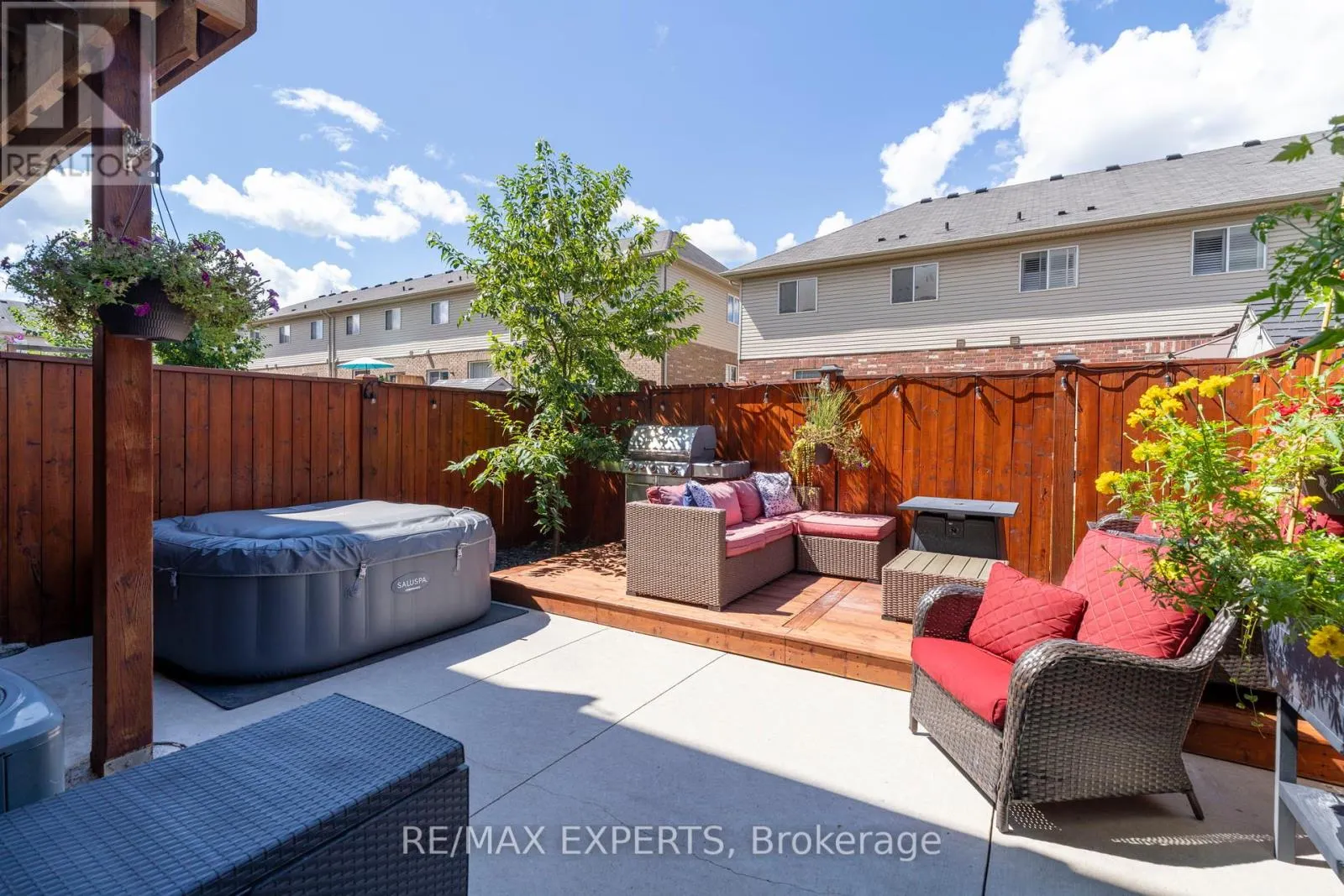 5045 DESANTIS DRIVE