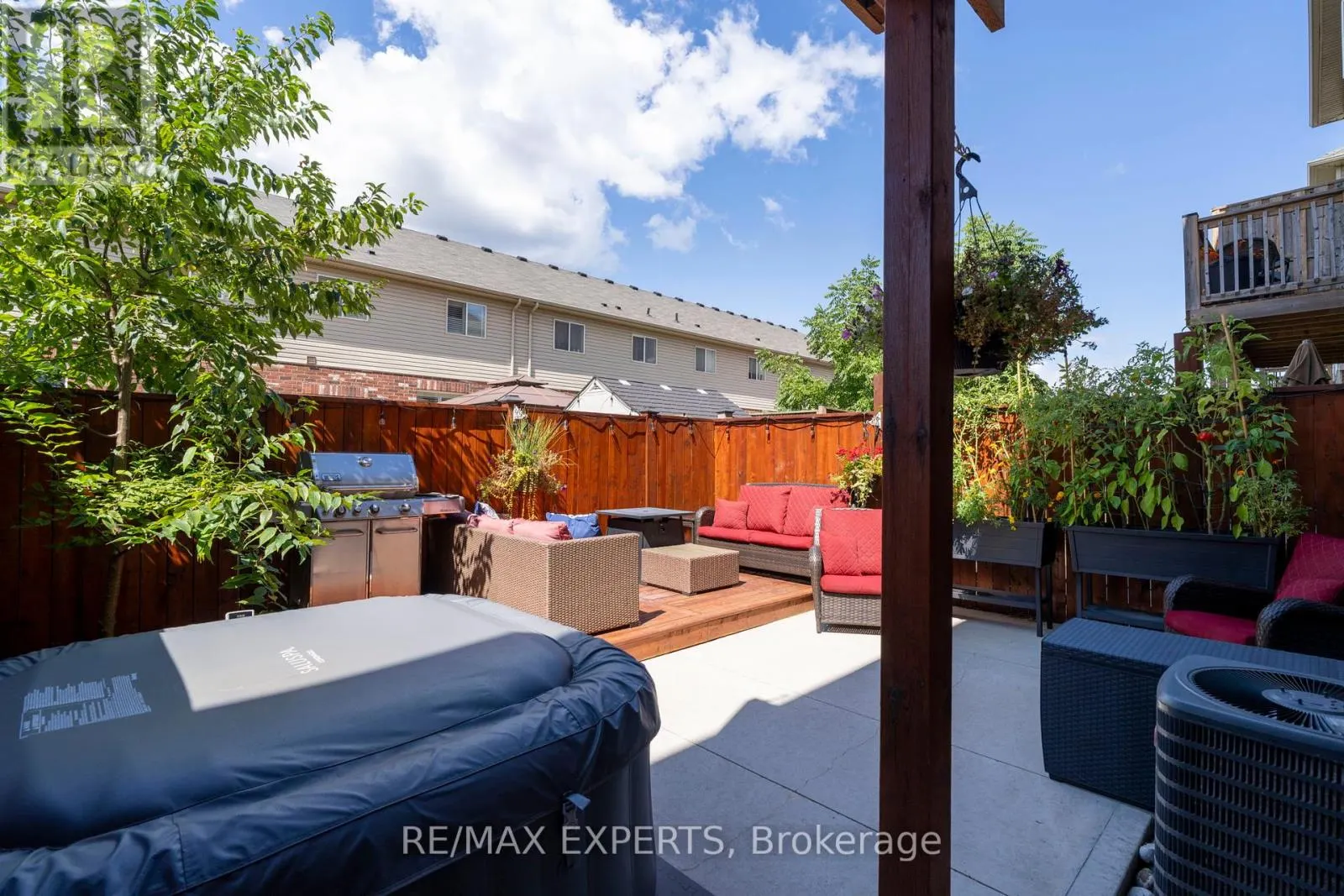 5045 DESANTIS DRIVE
