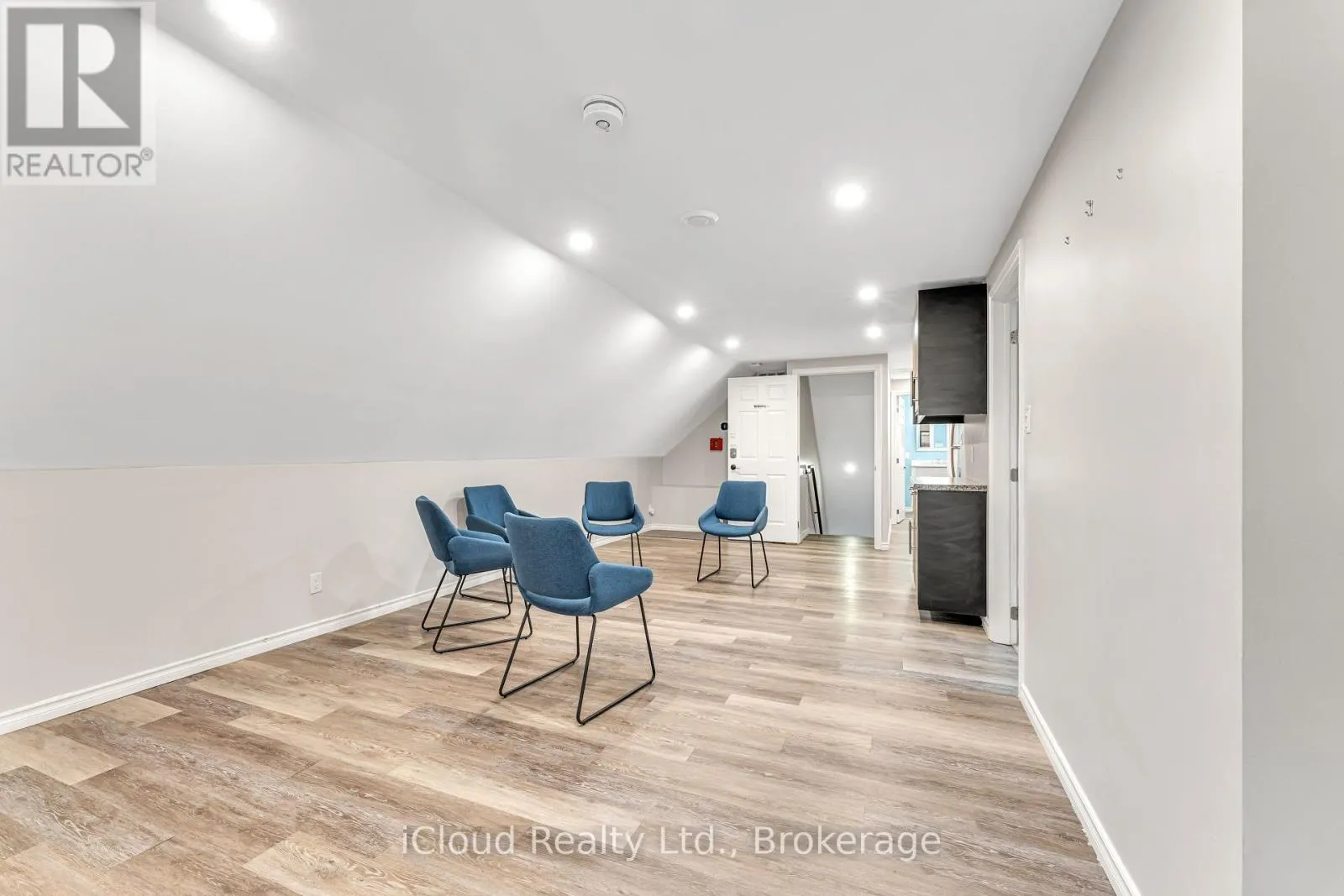 5688 BELMONT AVENUE