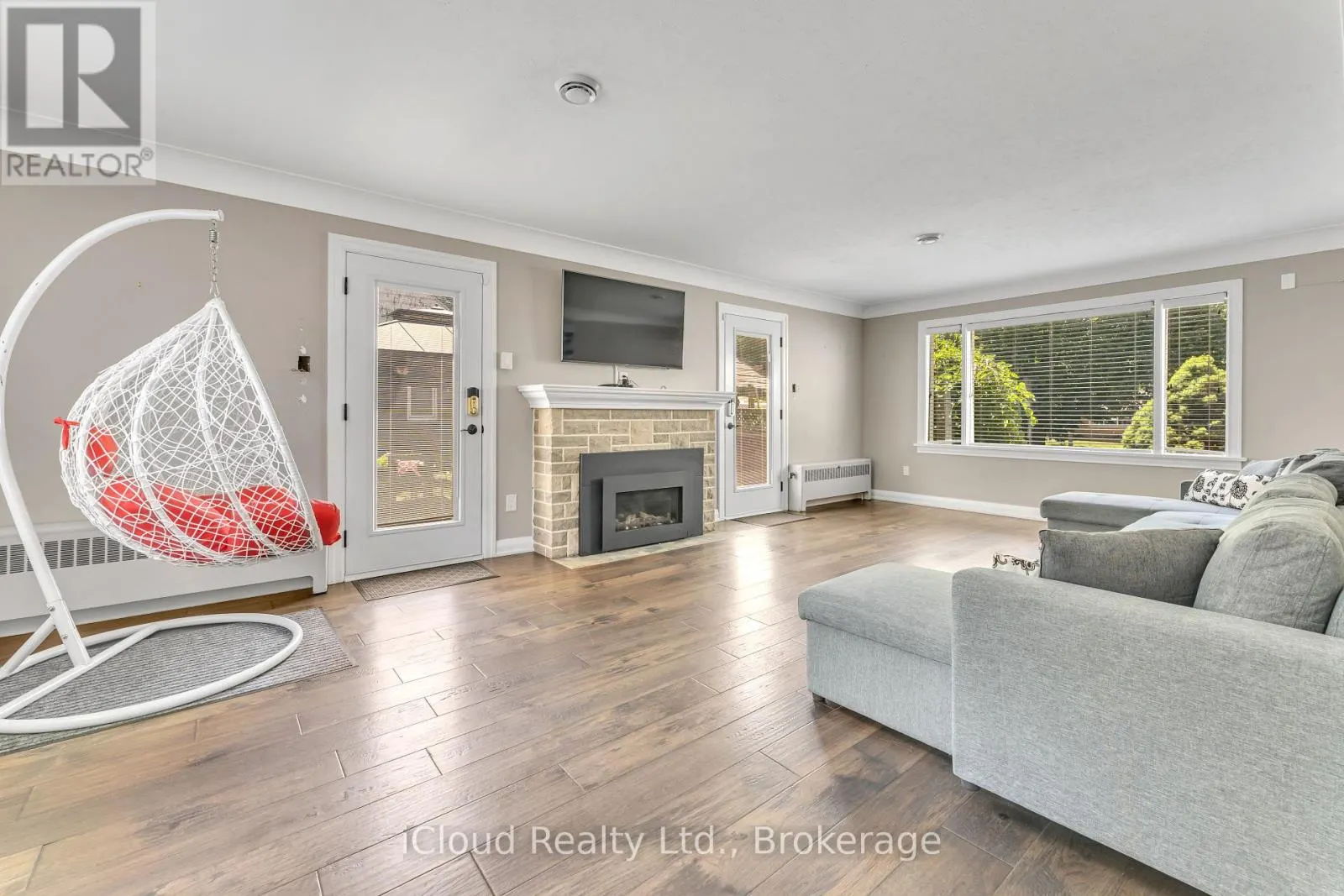 5688 BELMONT AVENUE