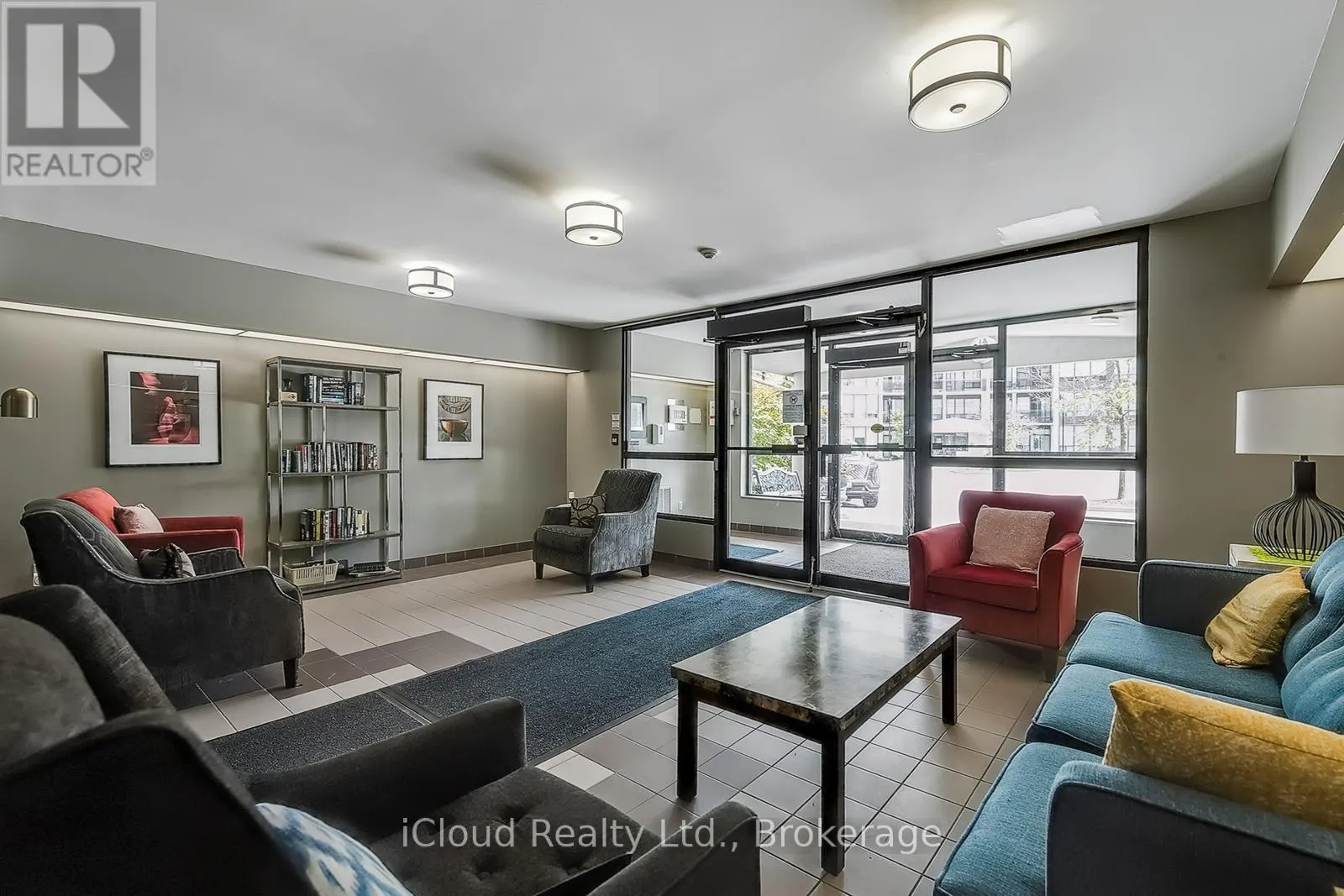 112 - 107 BAGOT STREET