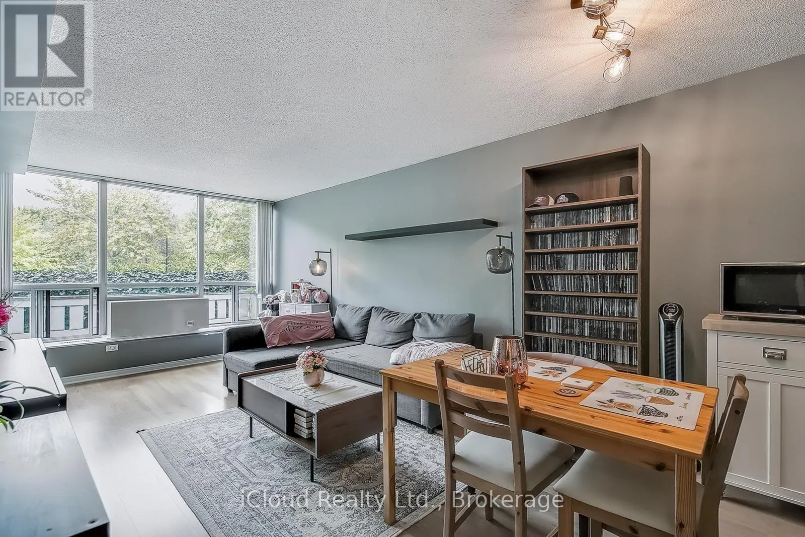 112 - 107 BAGOT STREET