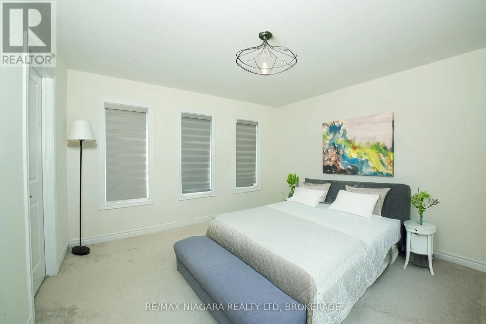 100 BLACKBIRD WAY