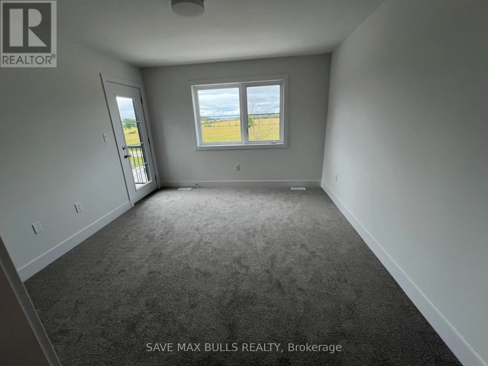 80 AMBIENCE STREET