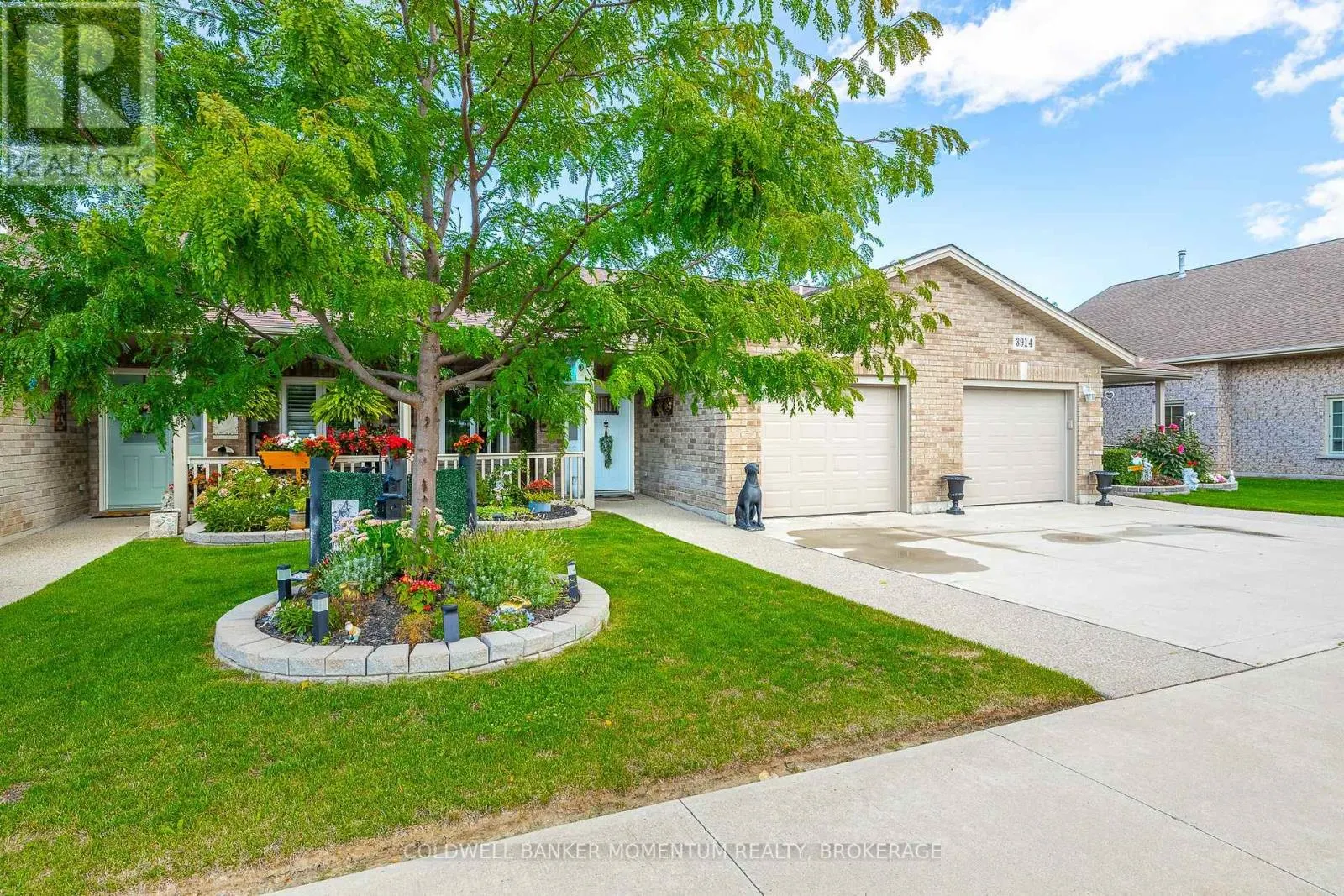 3916 TRILLIUM CIRCLE
