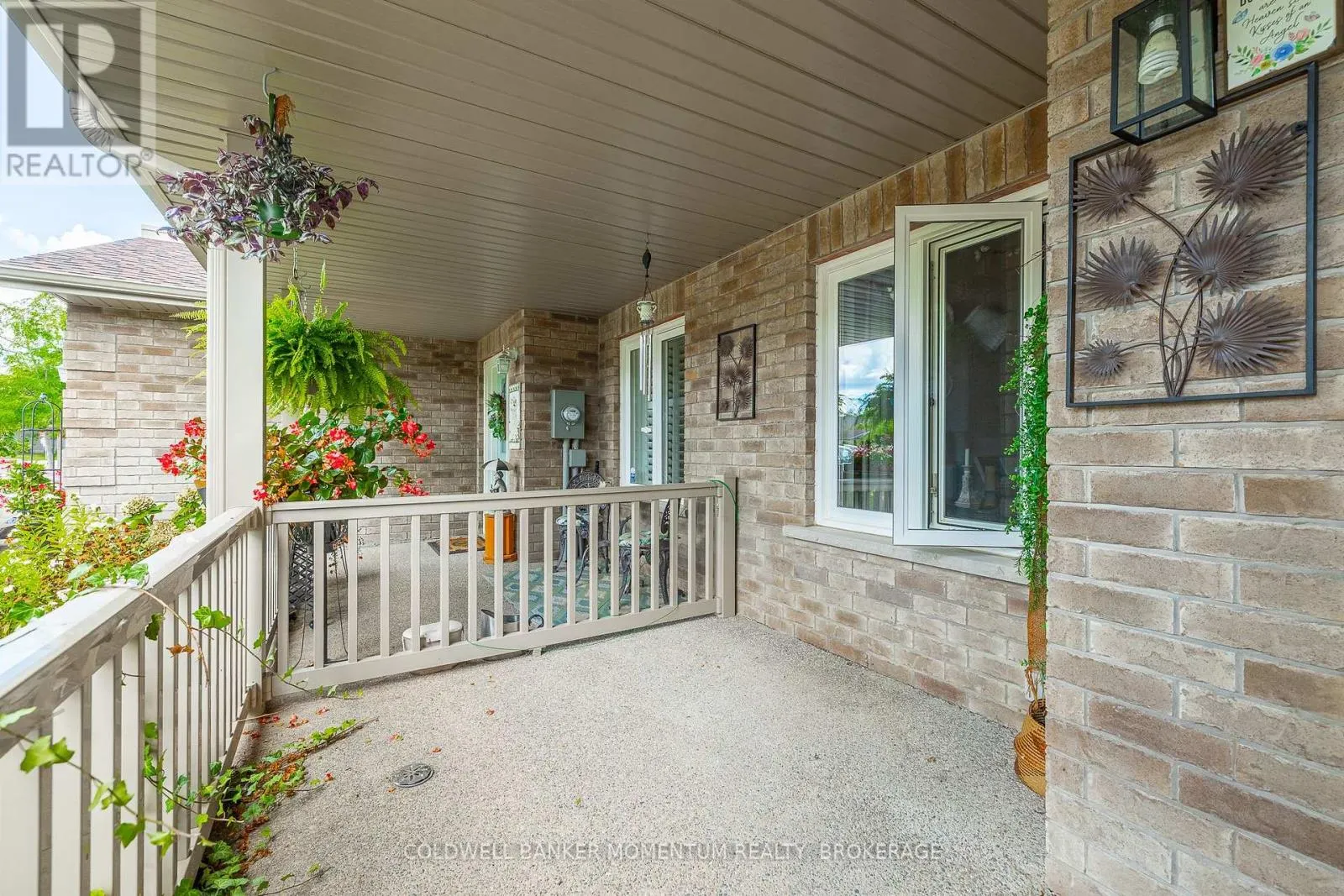 3916 TRILLIUM CIRCLE
