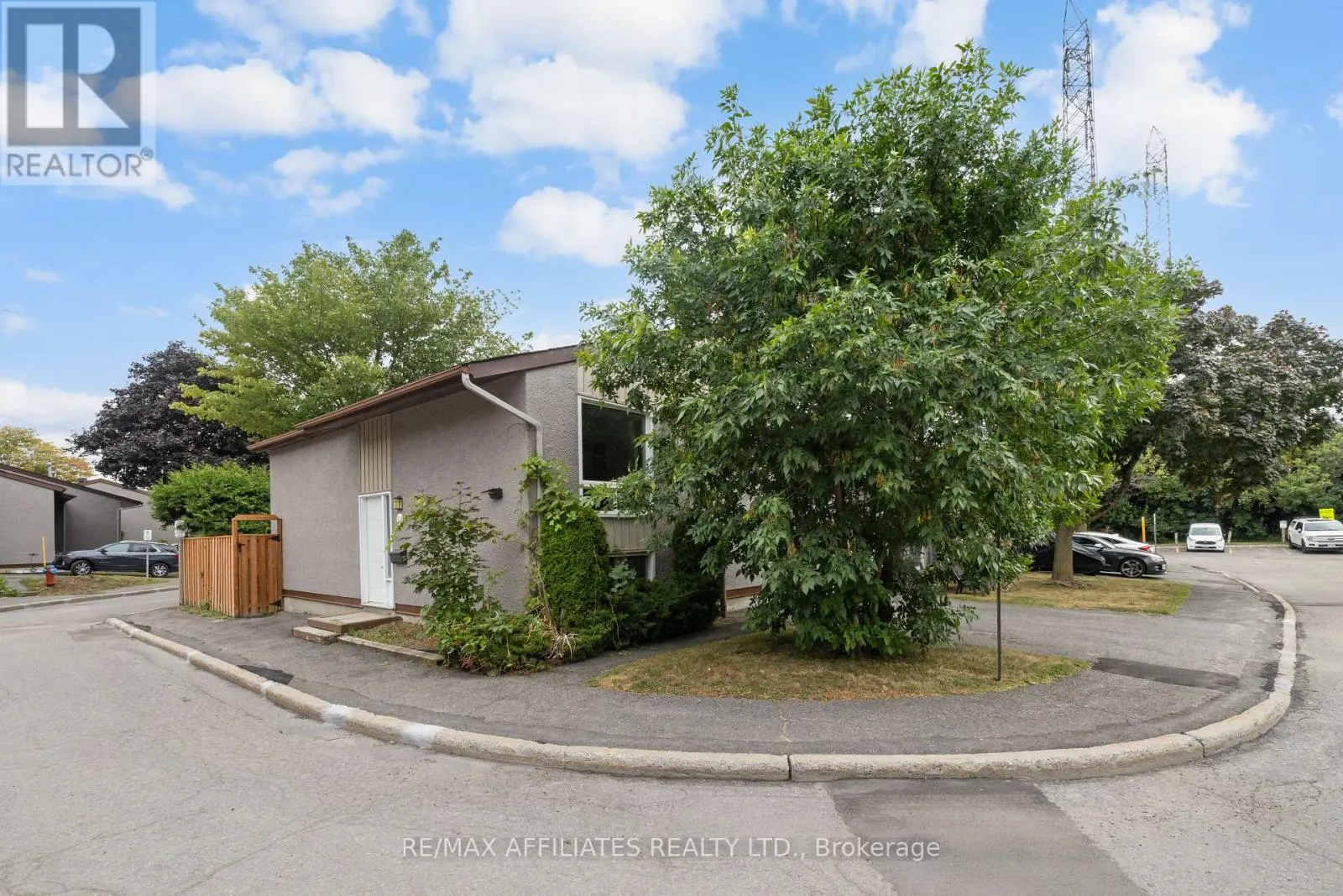 306 WOODFIELD DRIVE