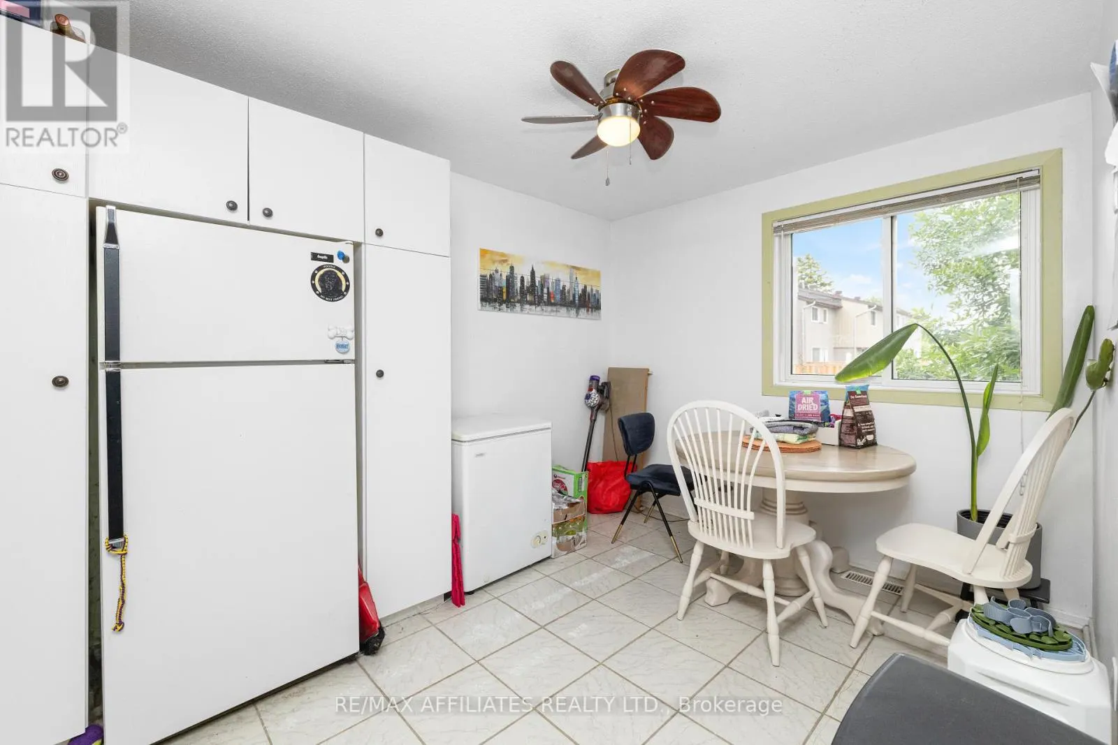 306 WOODFIELD DRIVE