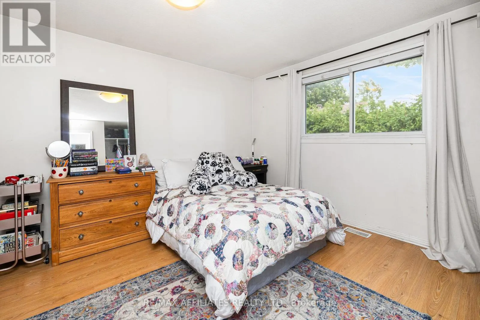 306 WOODFIELD DRIVE
