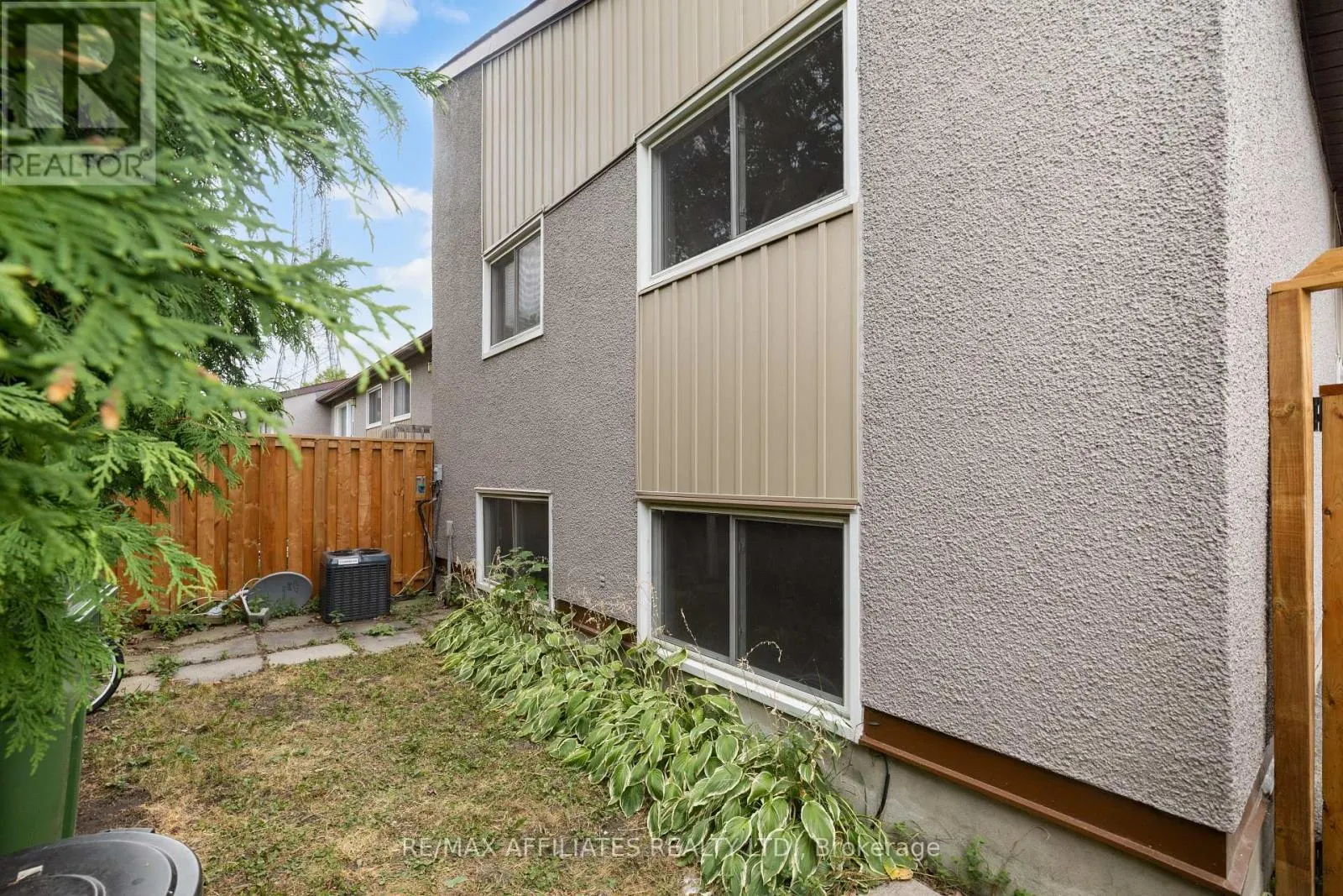 306 WOODFIELD DRIVE