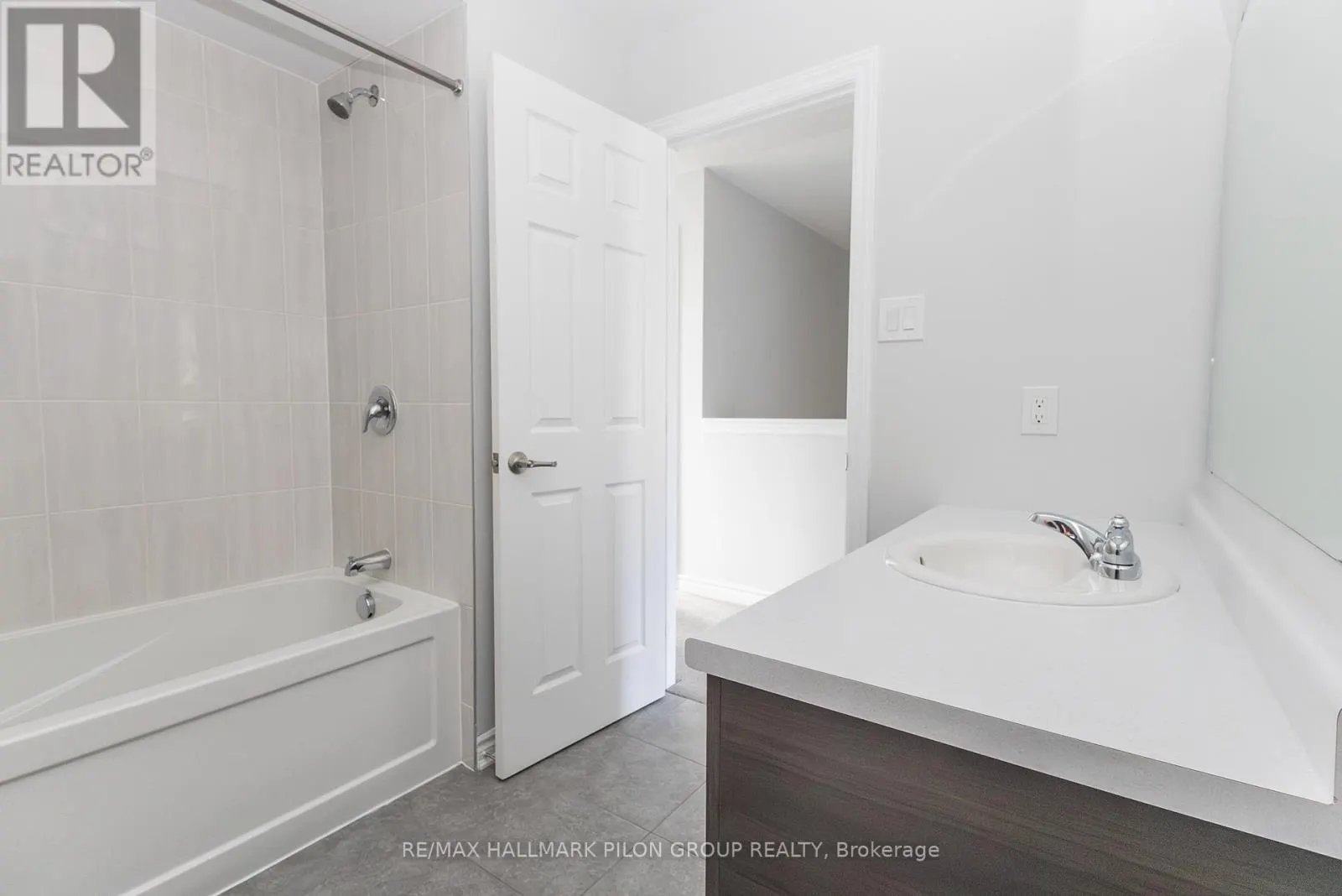 2297 WATERCOLOURS WAY