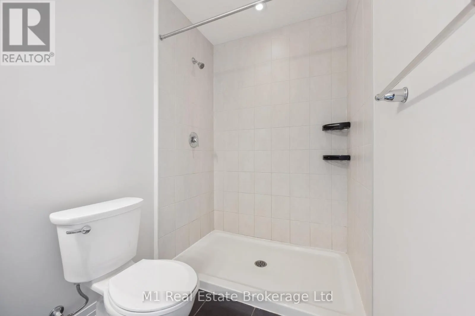 13 MEADOWRIDGE STREET