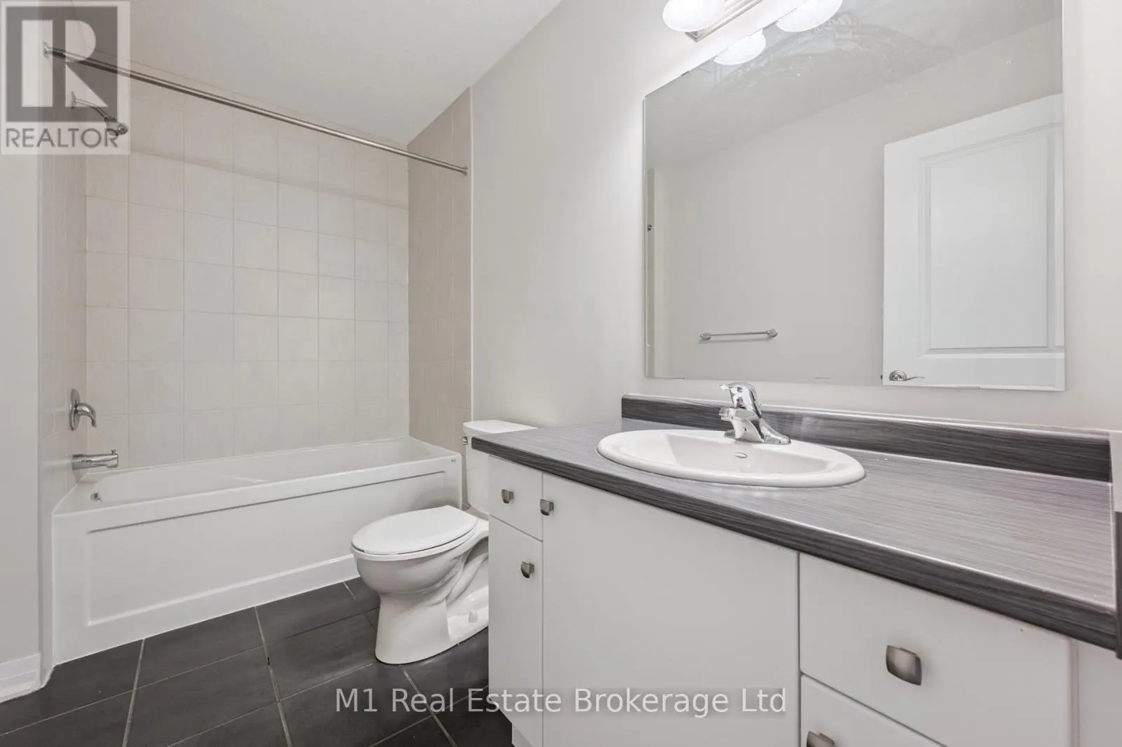13 MEADOWRIDGE STREET