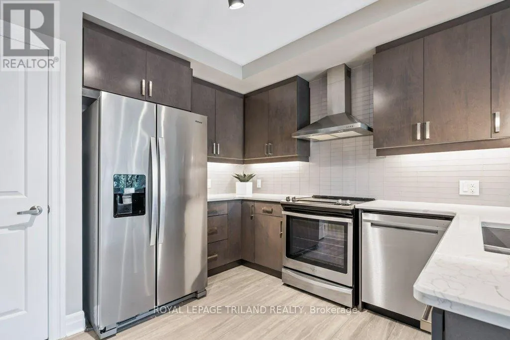 504 - 1200 COMMISSIONERS ROAD W, #504