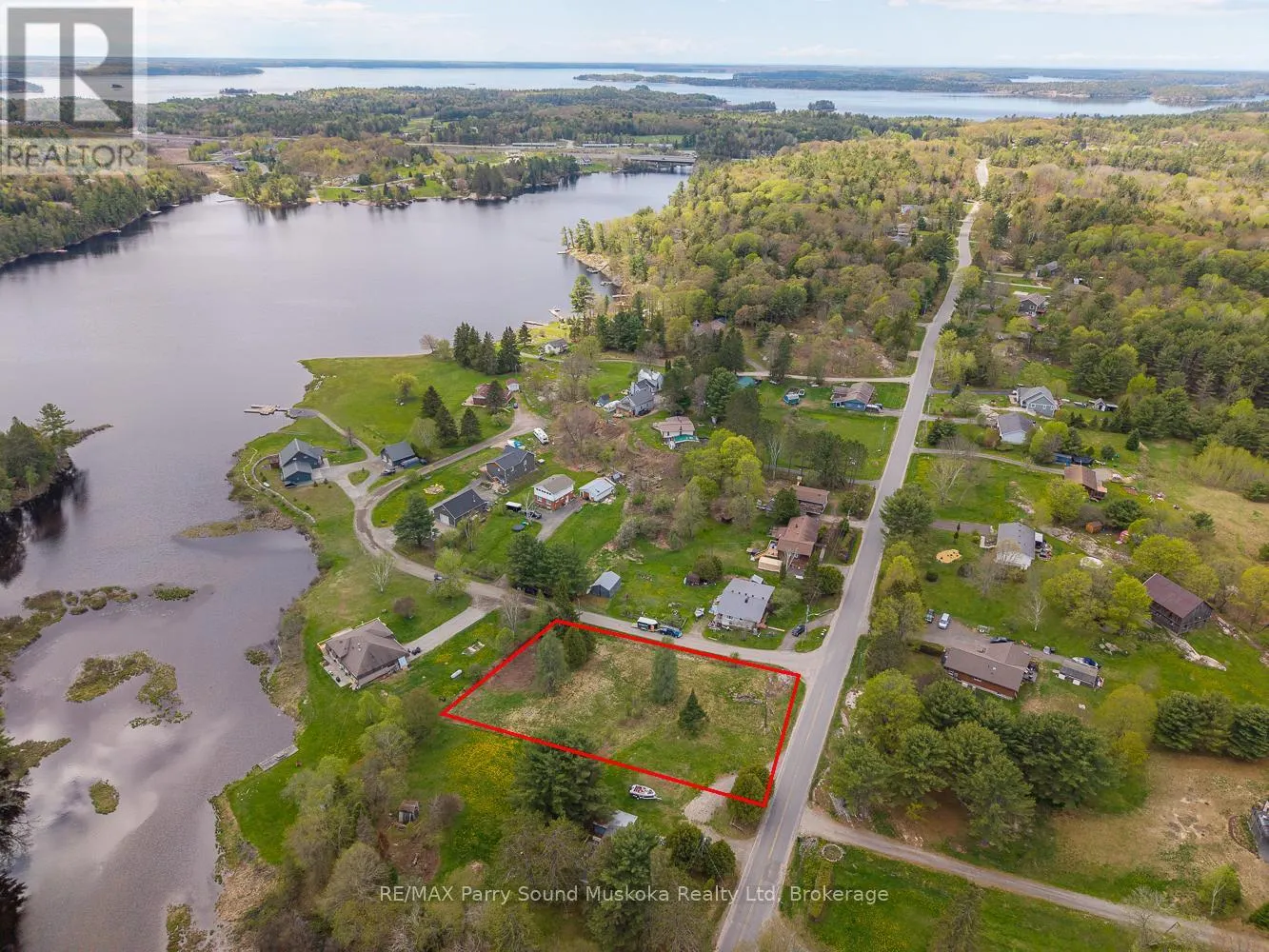 63 PINERIDGE DRIVE