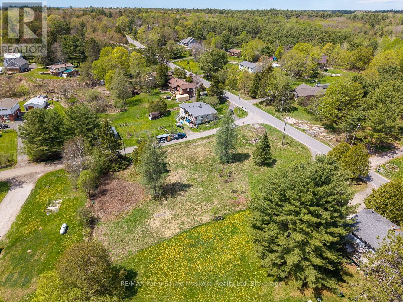 63 PINERIDGE DRIVE