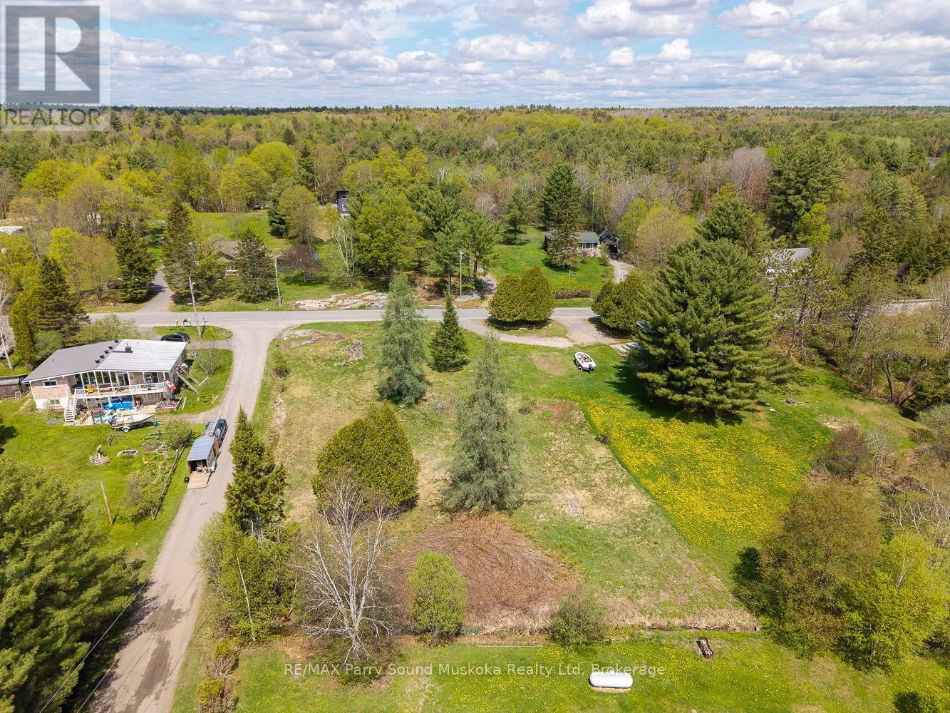 63 PINERIDGE DRIVE