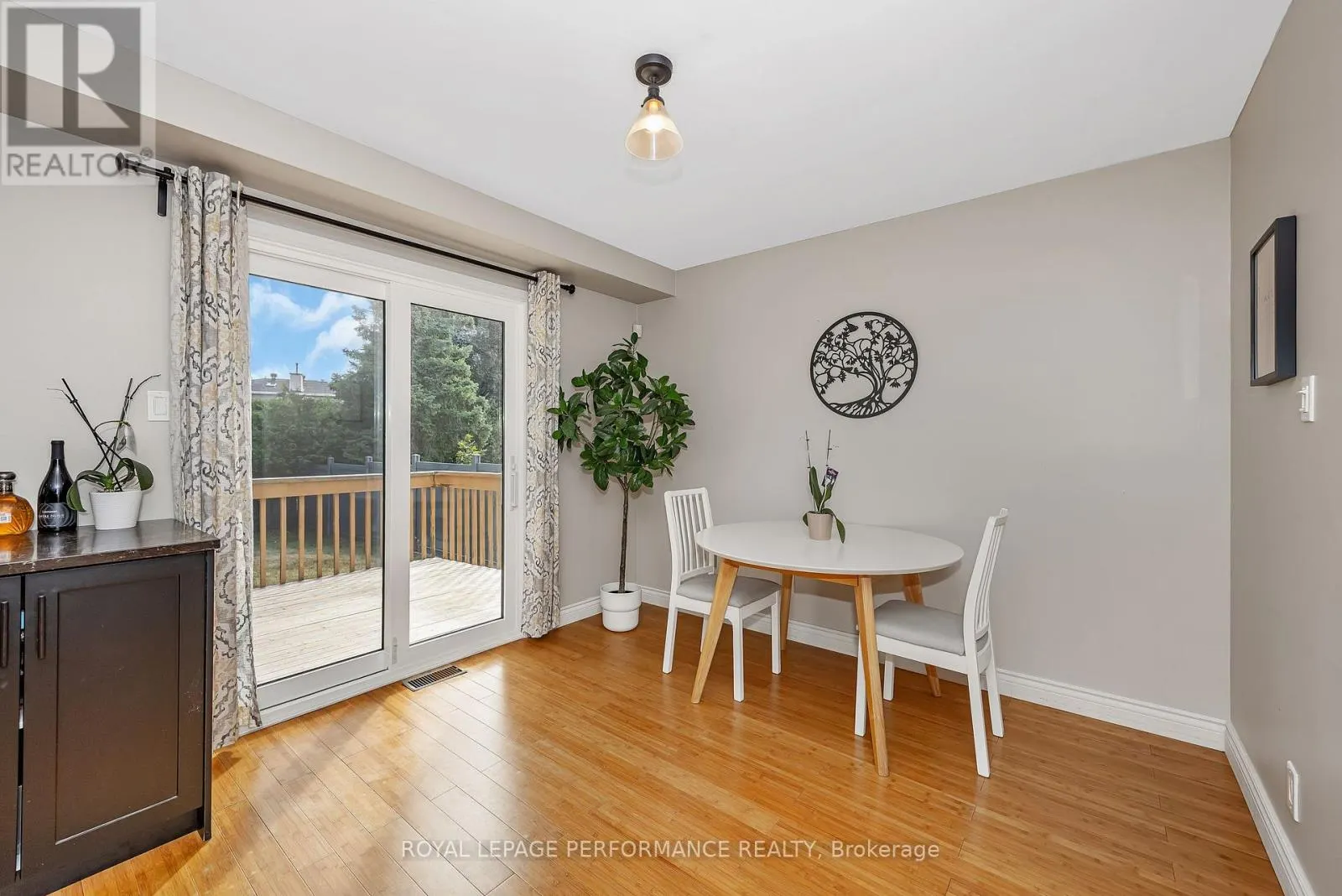 8 HYANNIS AVENUE