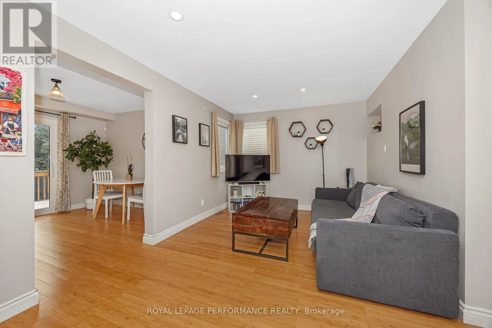 8 HYANNIS AVENUE