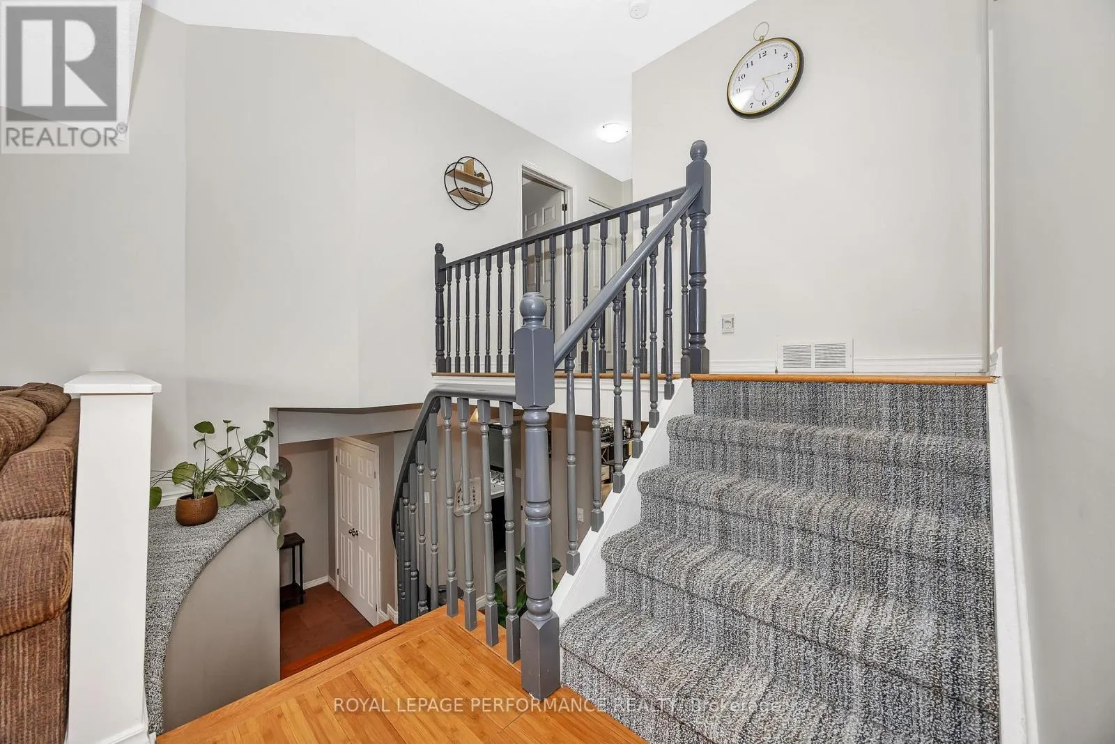 8 HYANNIS AVENUE