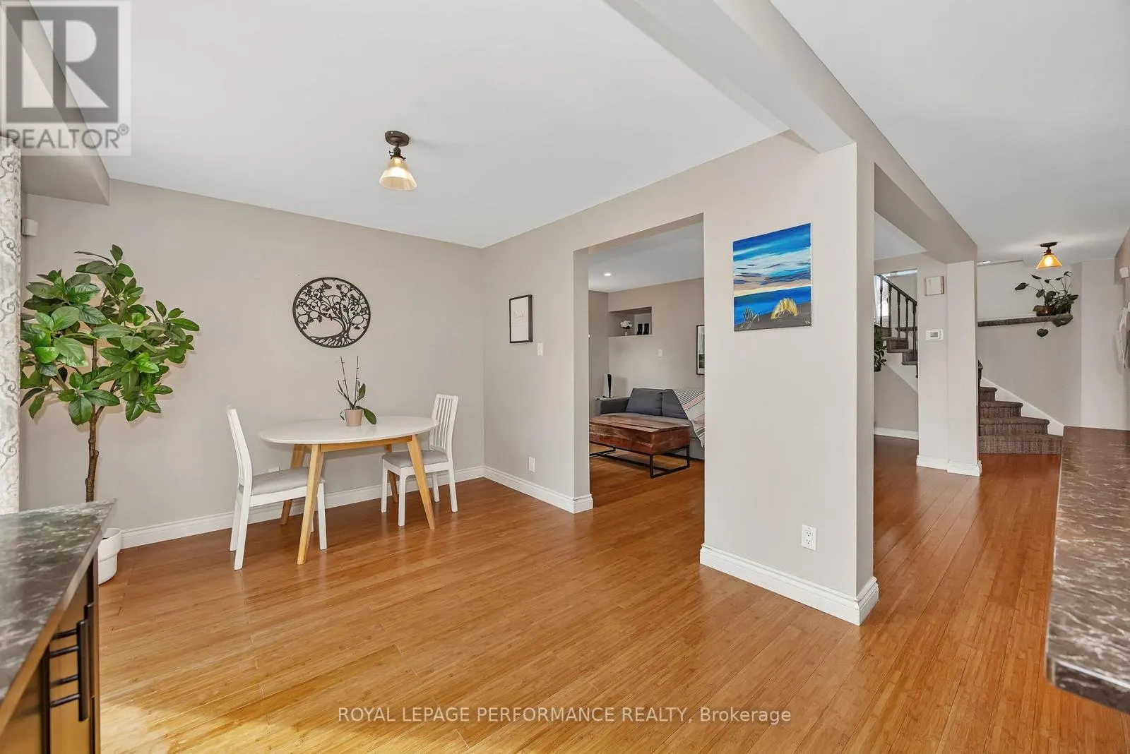 8 HYANNIS AVENUE