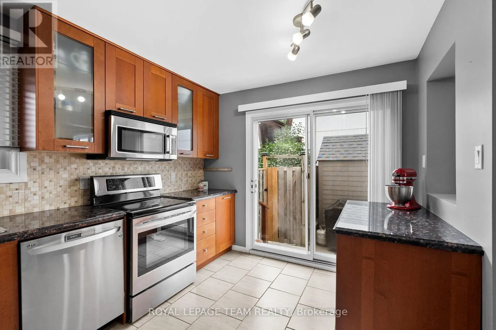 141 - 2166 LOYOLA AVENUE