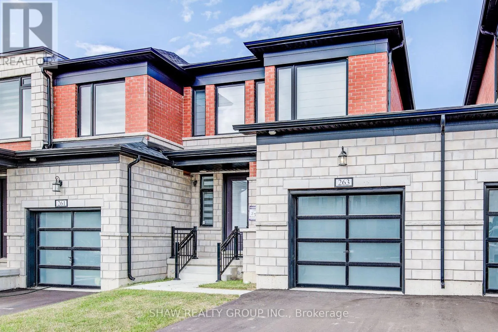 263 HARWOOD AVENUE