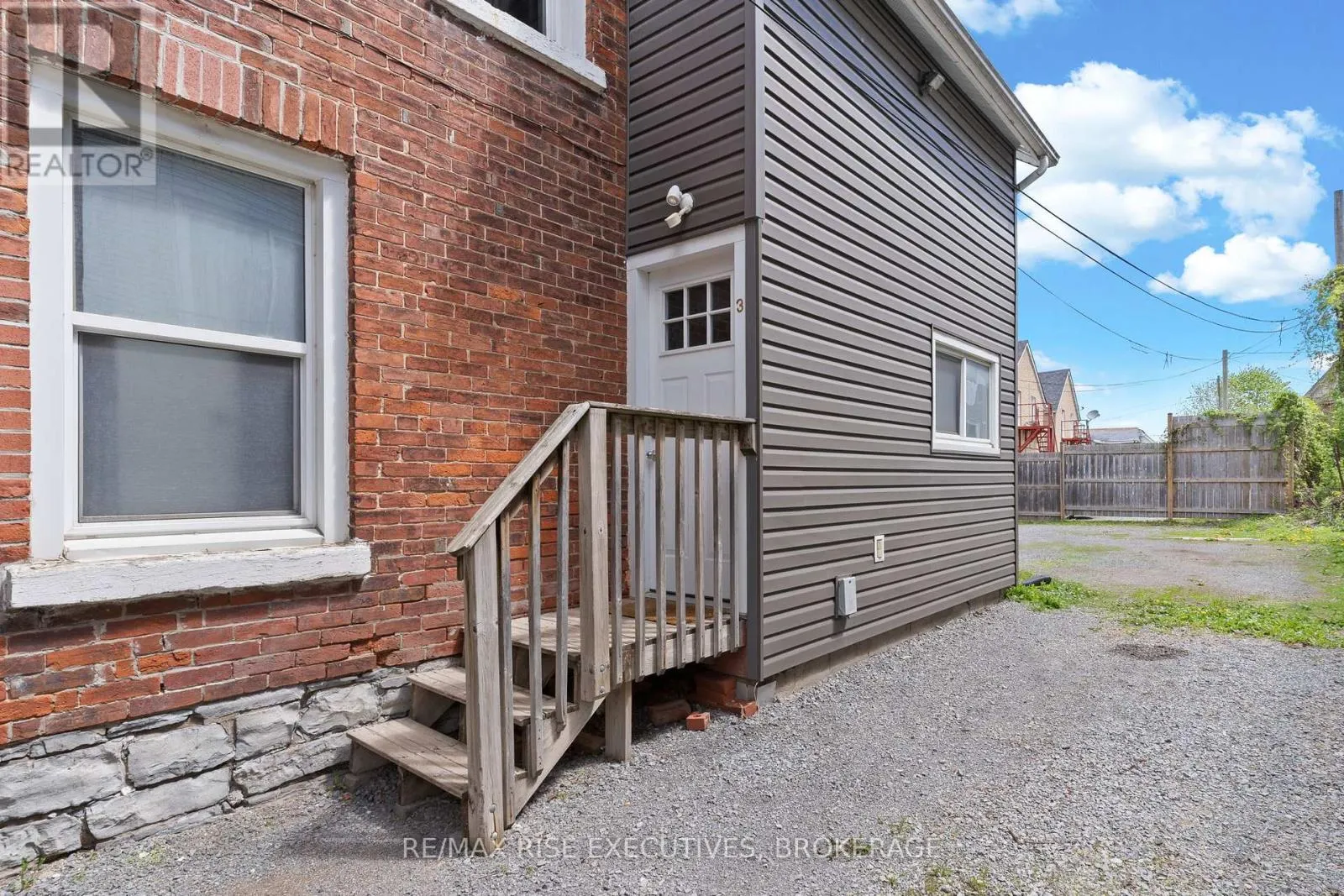 341 DIVISION STREET
