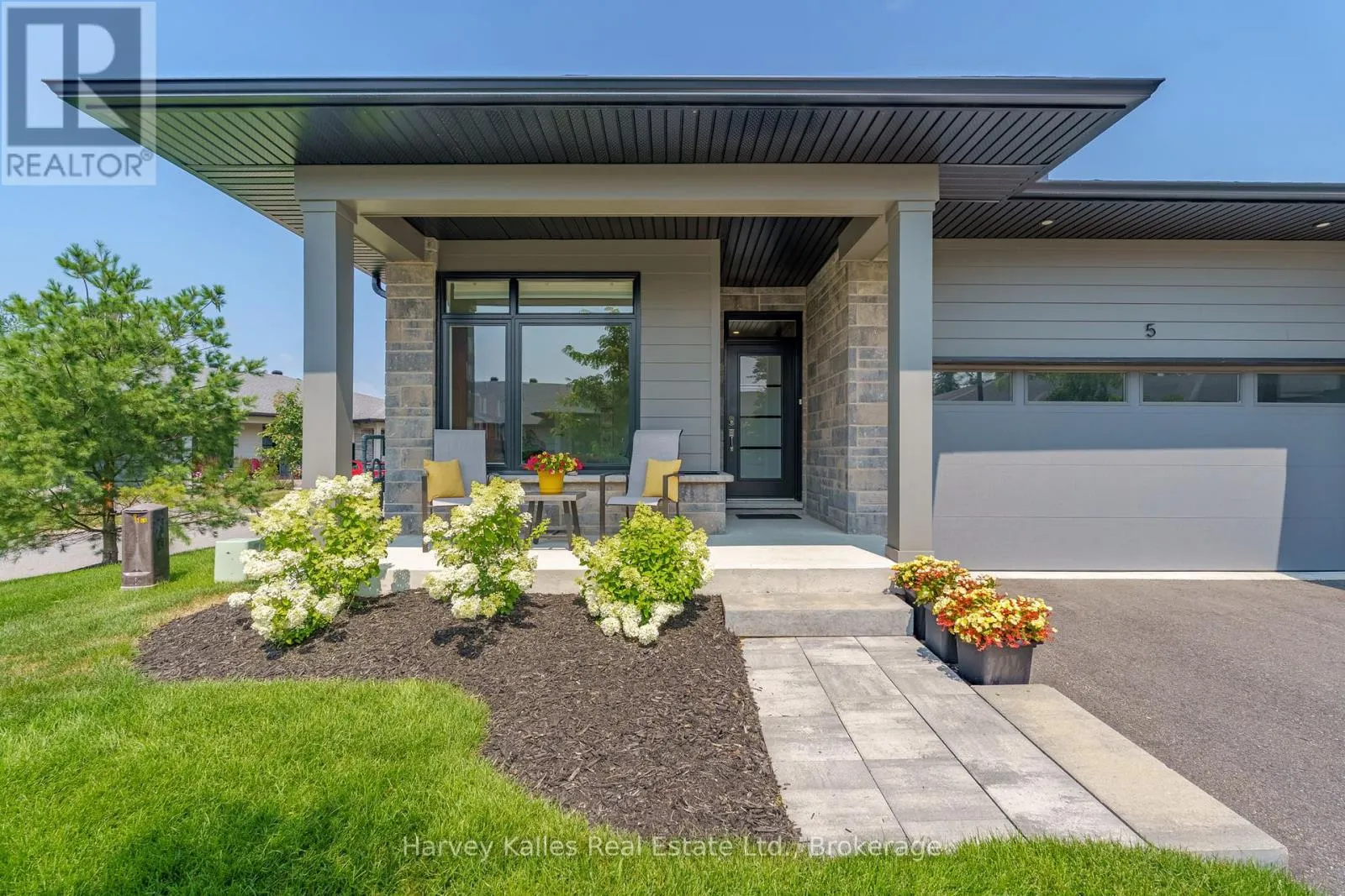 5 BLUE BIRCH LANE
