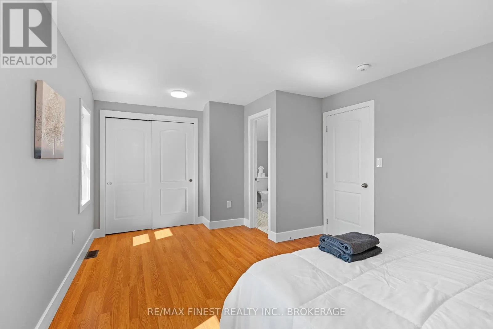 2405 MCINTYRE ROAD