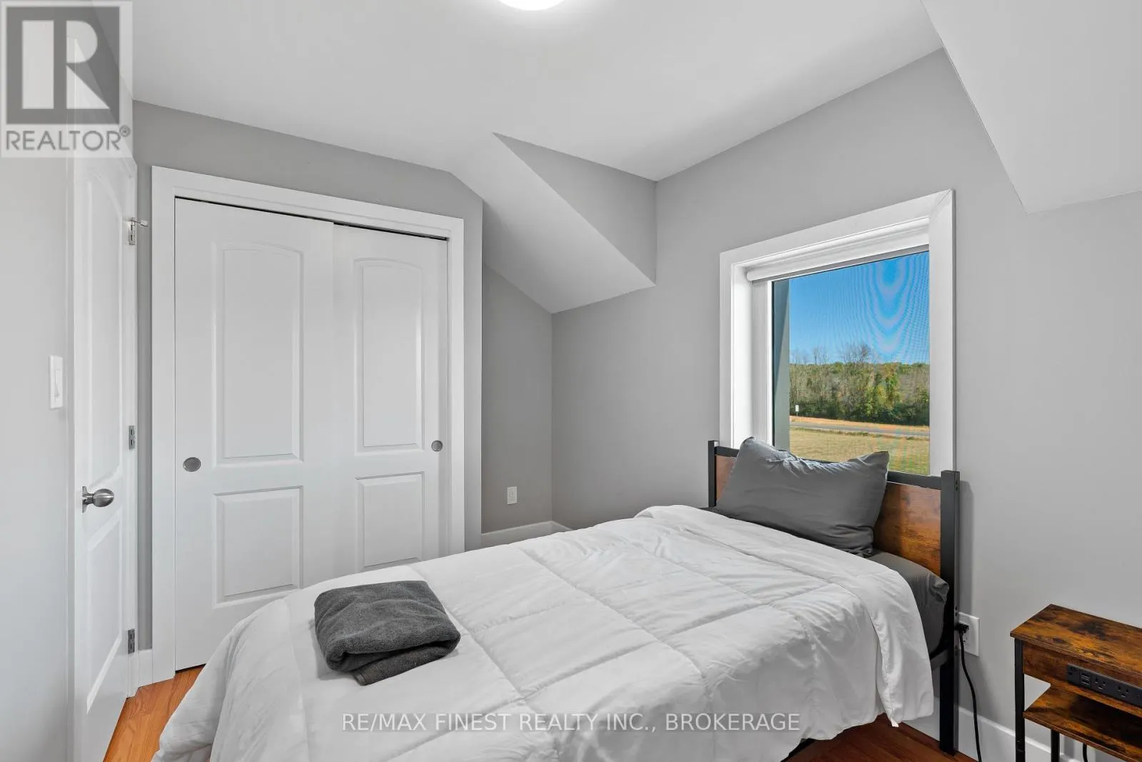 2405 MCINTYRE ROAD