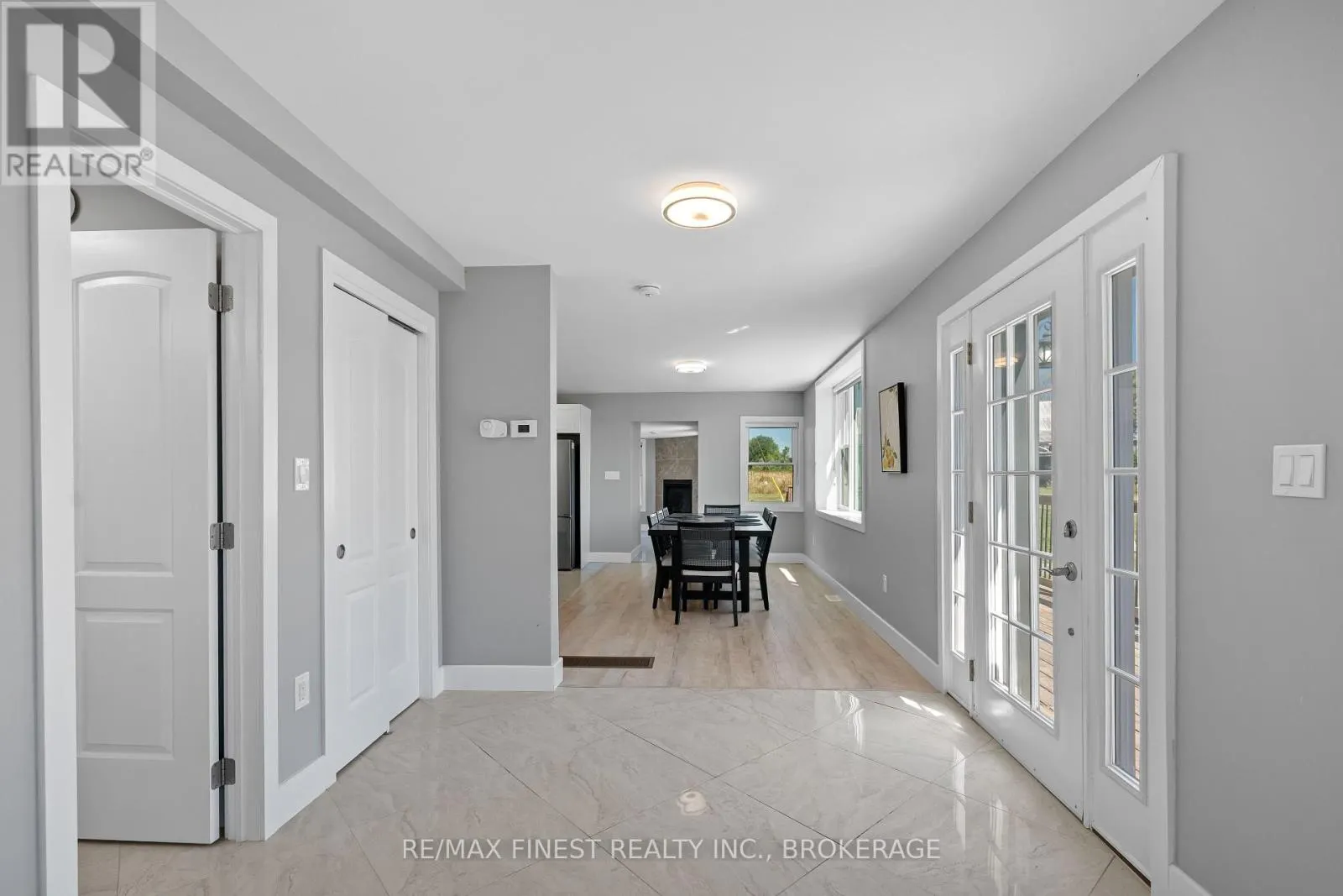 2405 MCINTYRE ROAD