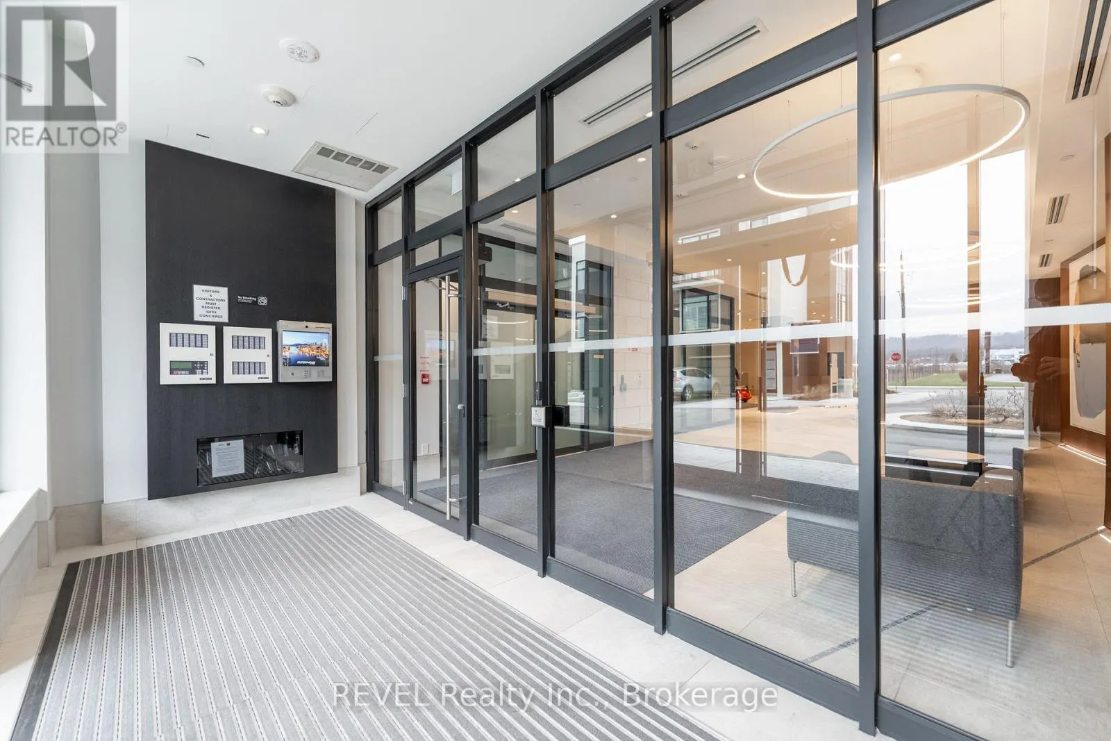 402 - 385 WINSTON ROAD, #402